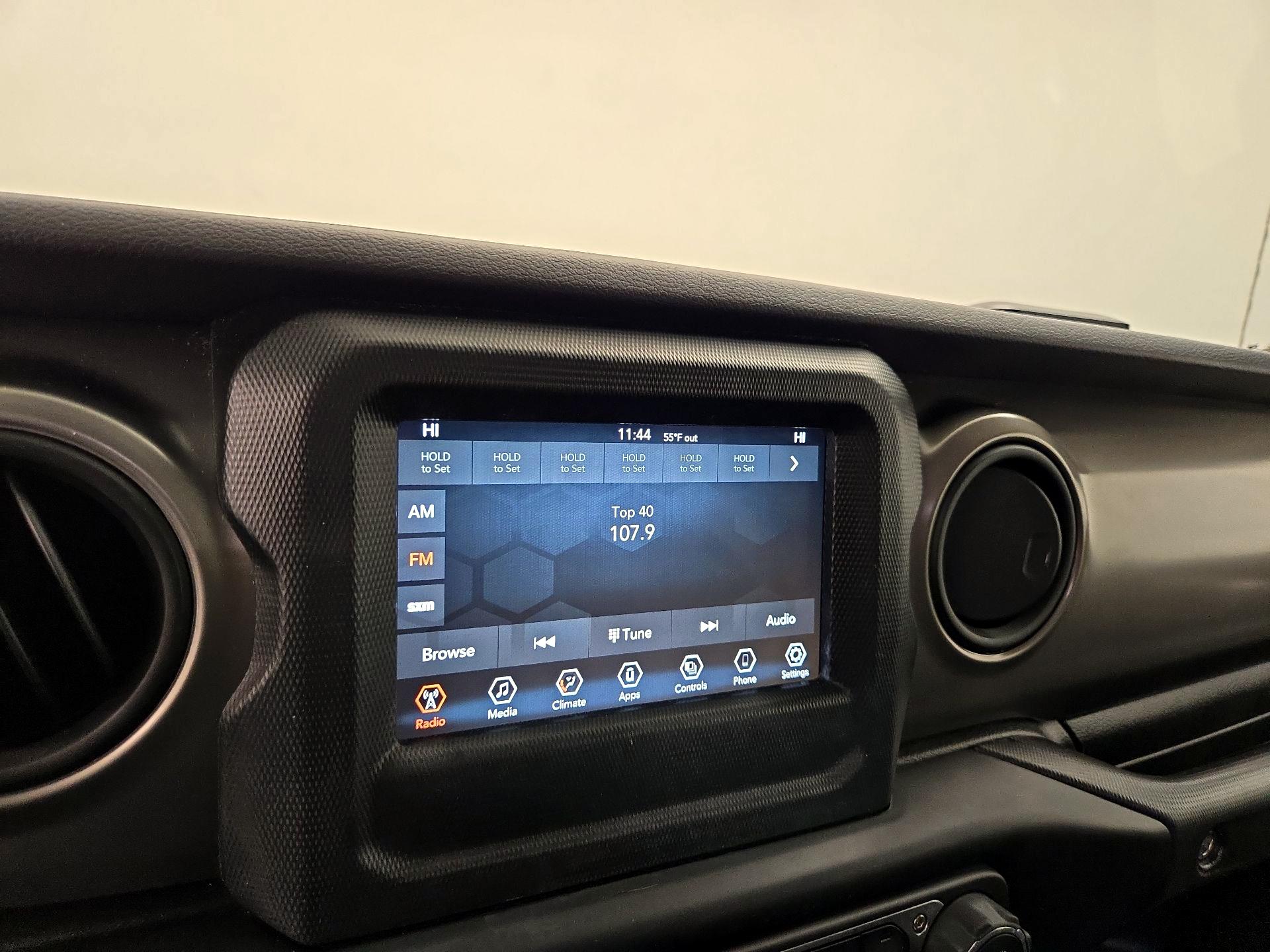 Thumbnail: 2021 Jeep Wrangler - 14