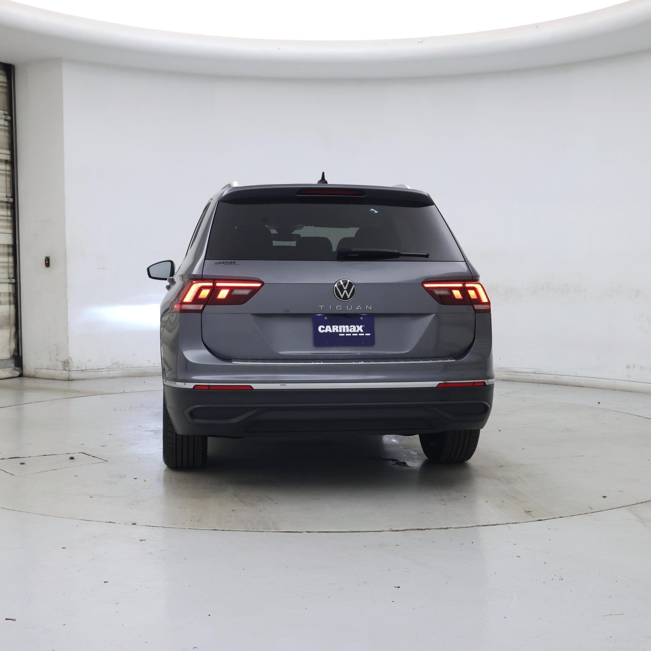 Thumbnail: 2024 Volkswagen Tiguan - 6