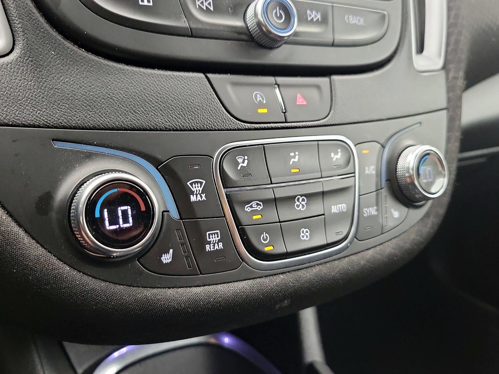 Thumbnail: 2024 Chevrolet Malibu - 16