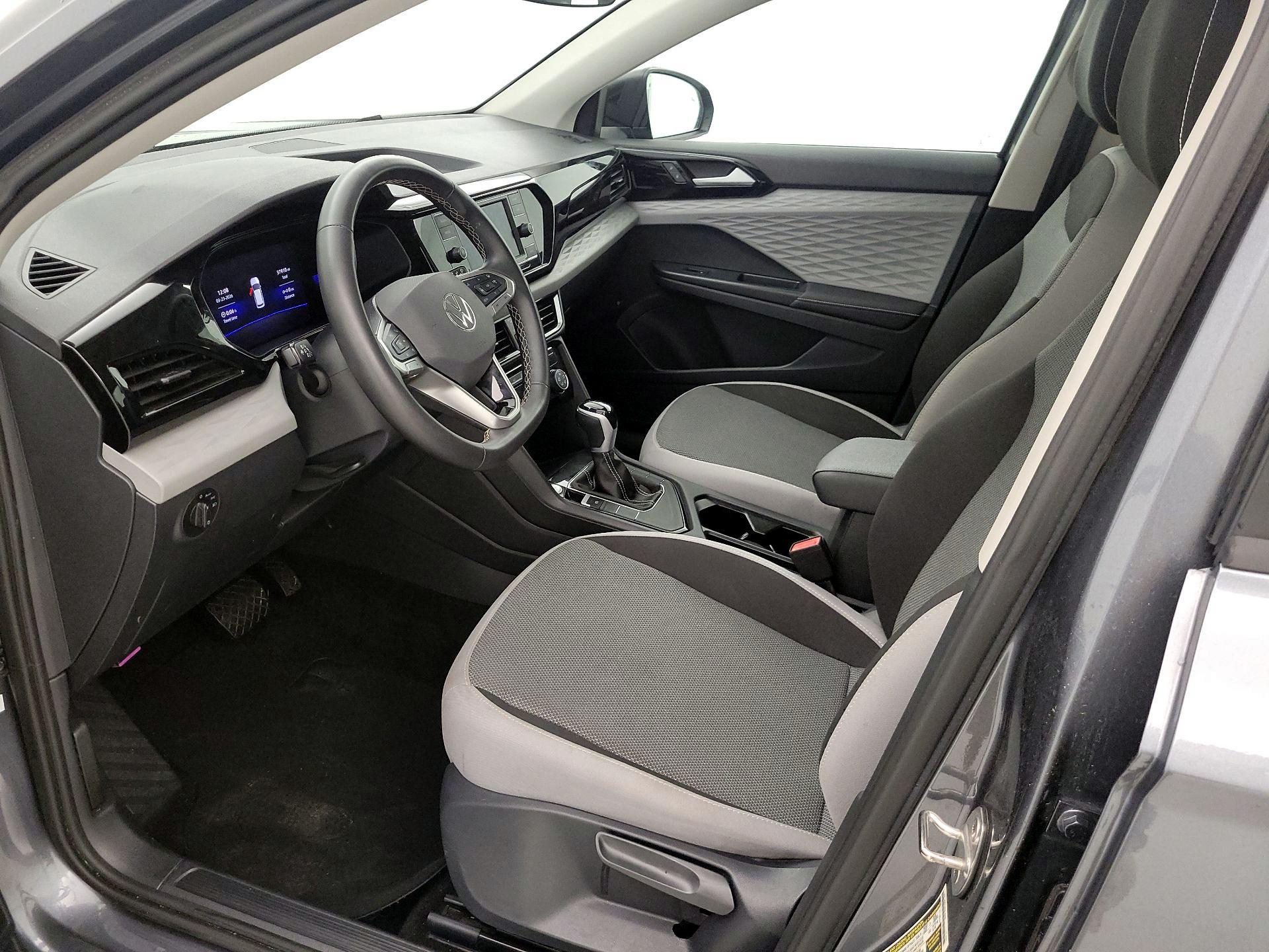 Thumbnail: 2024 Volkswagen Taos - 11