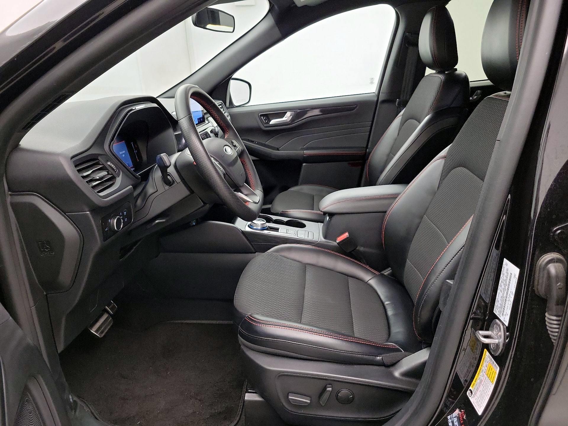 Thumbnail: 2023 Ford Escape - 11