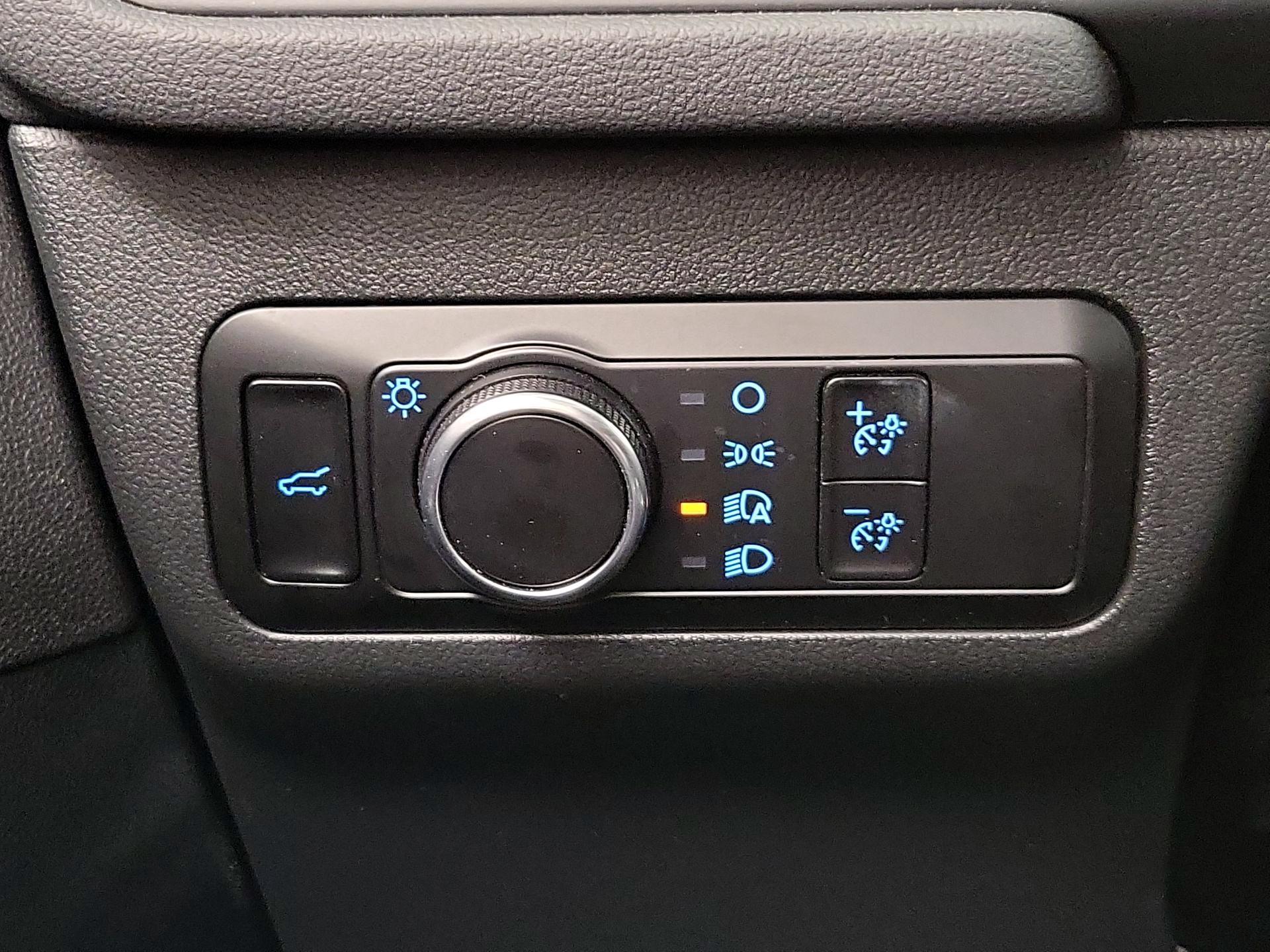 Thumbnail: 2023 Ford Escape - 13