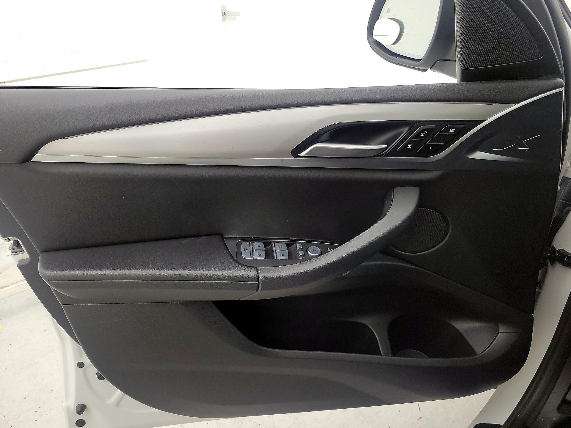Thumbnail: 2022 BMW X3 - 12