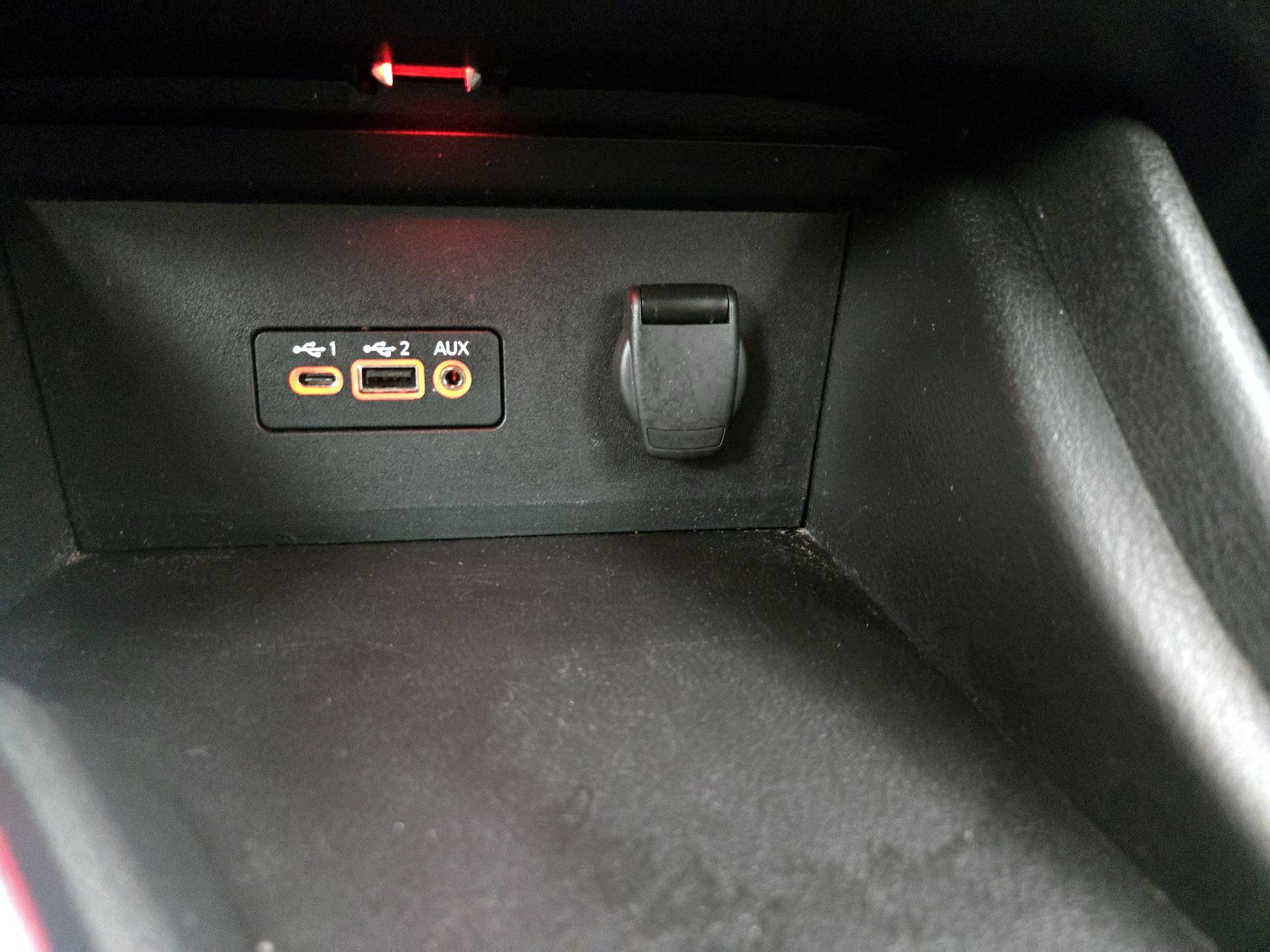 Thumbnail: 2023 Nissan Sentra - 18