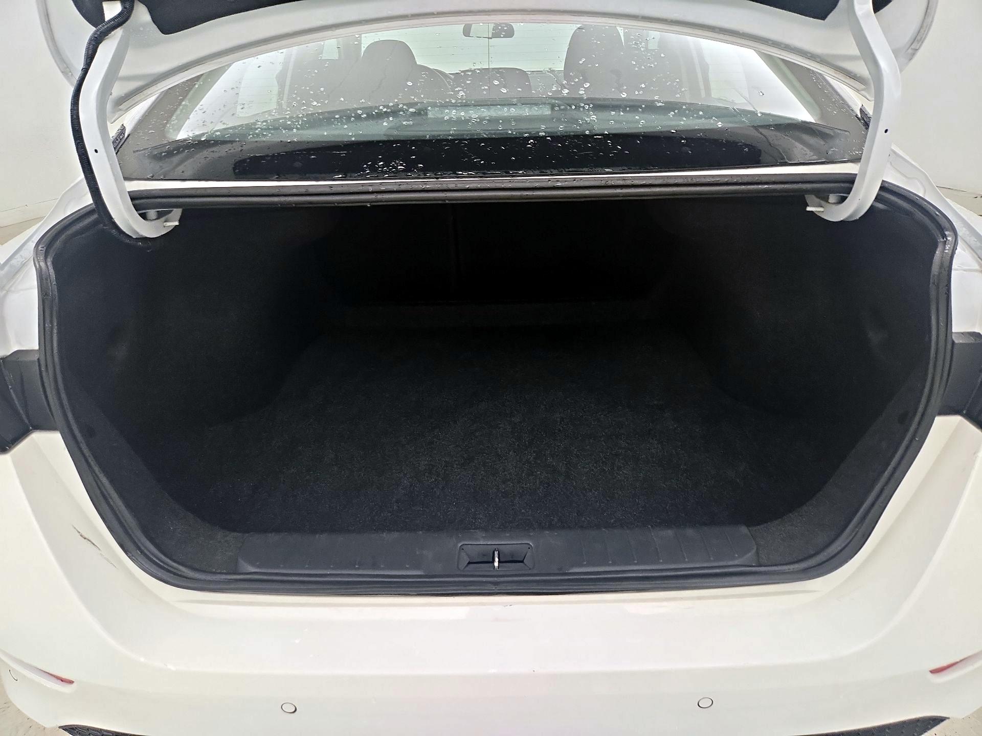 Thumbnail: 2023 Nissan Sentra - 20