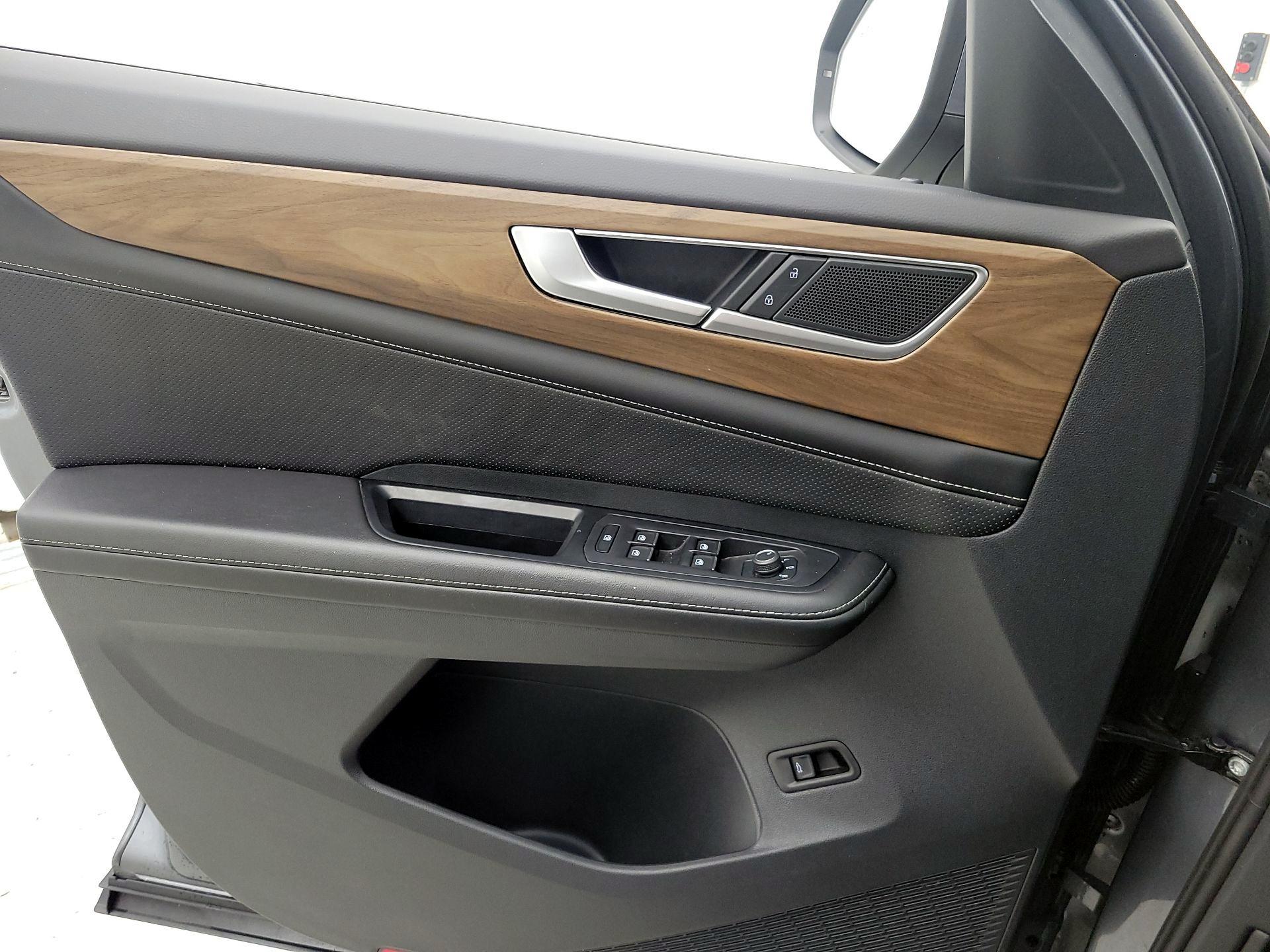 Thumbnail: 2024 Volkswagen Atlas - 12