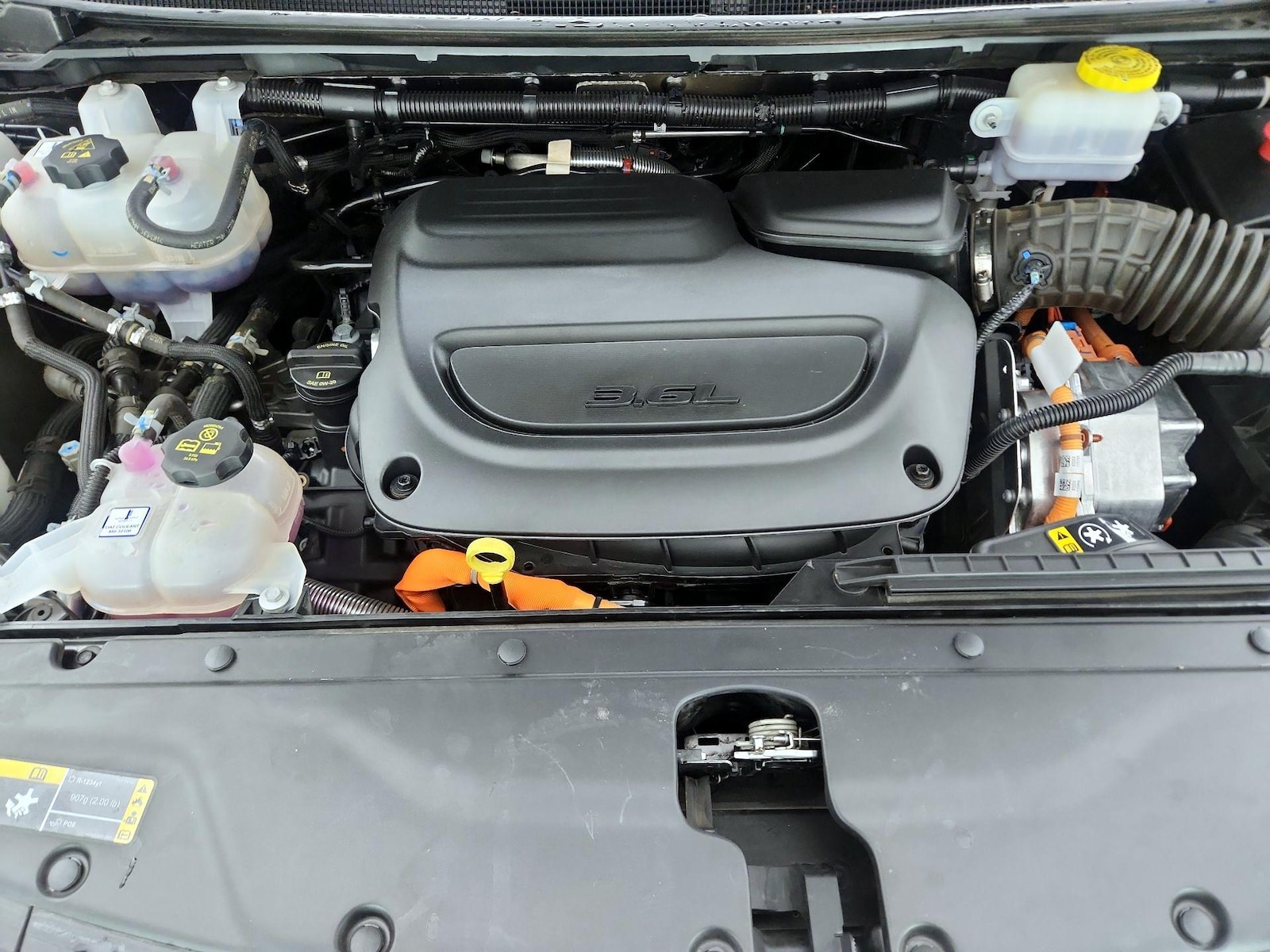 2024 Chrysler Pacifica PHEV Select - Photo 23