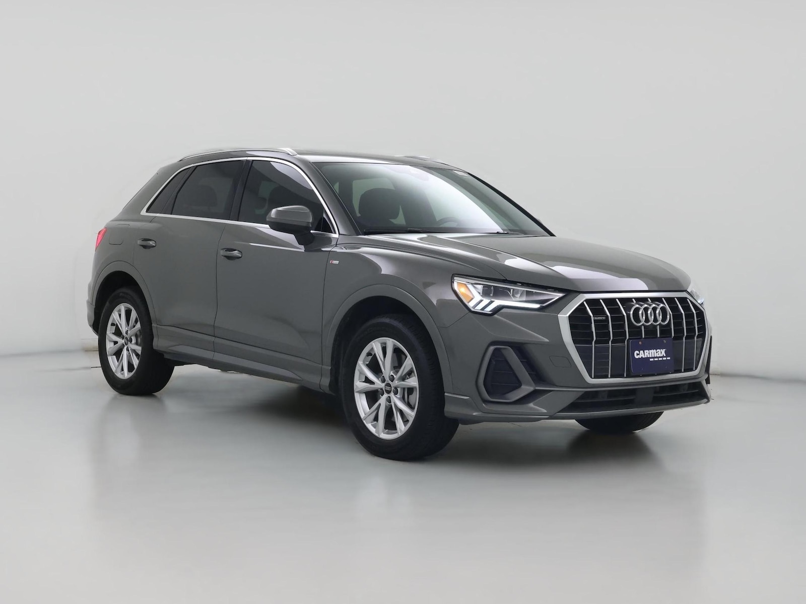 2022 Audi Q3