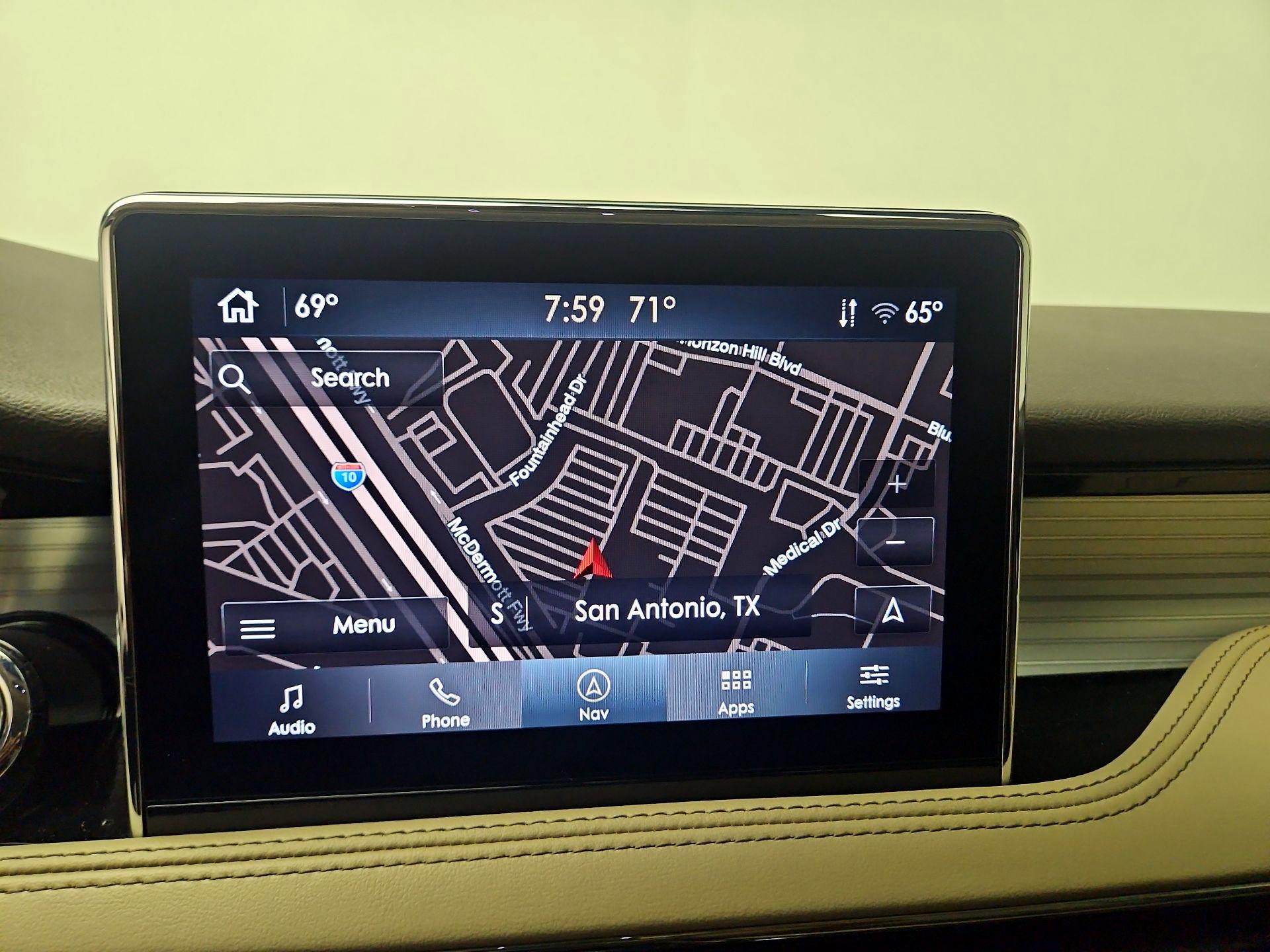 Thumbnail: 2022 Lincoln Corsair - 14