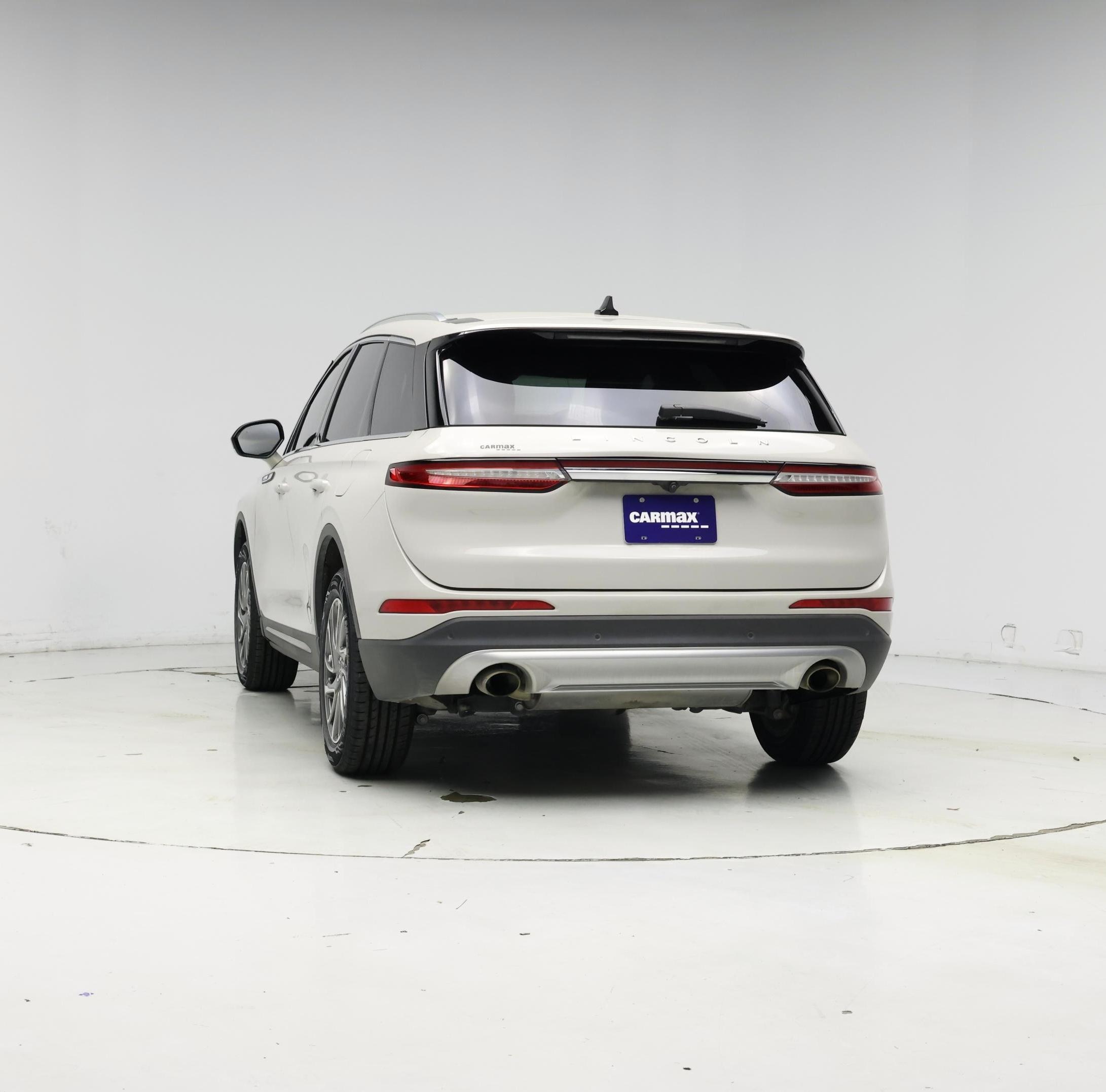 Thumbnail: 2022 Lincoln Corsair - 6