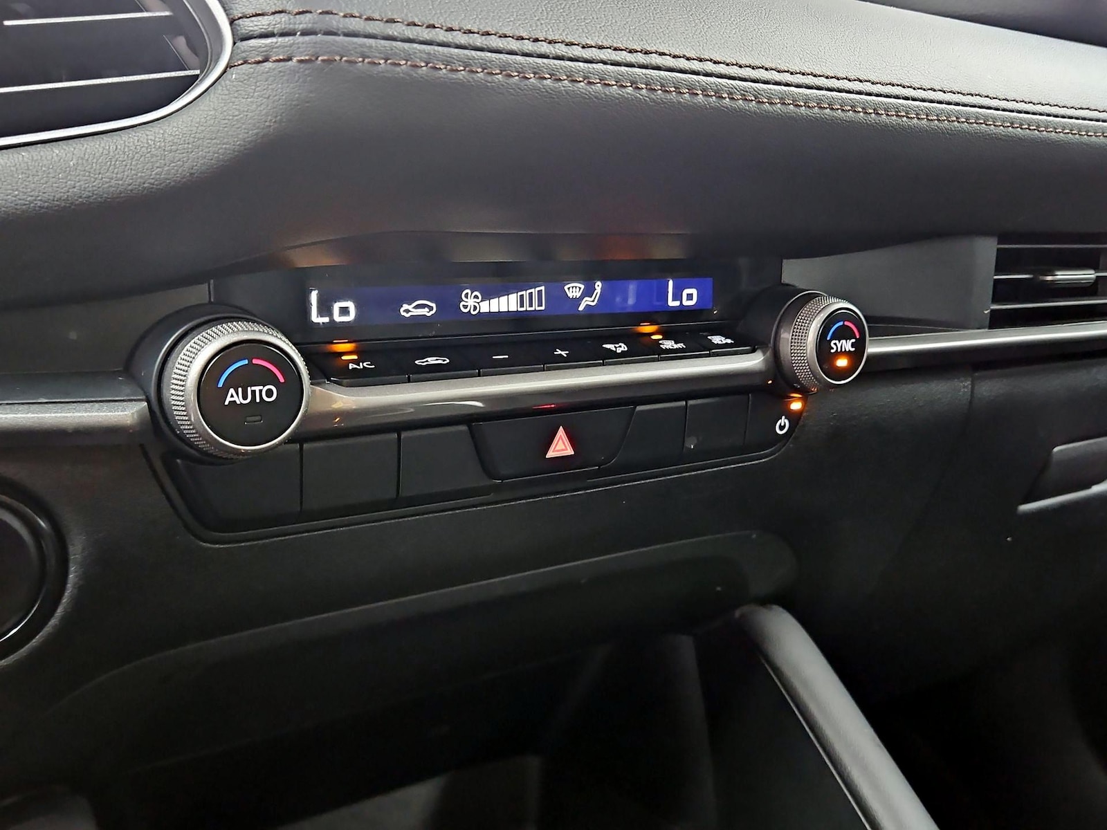 2024 Mazda Mazda3 Select Sport - Photo 17