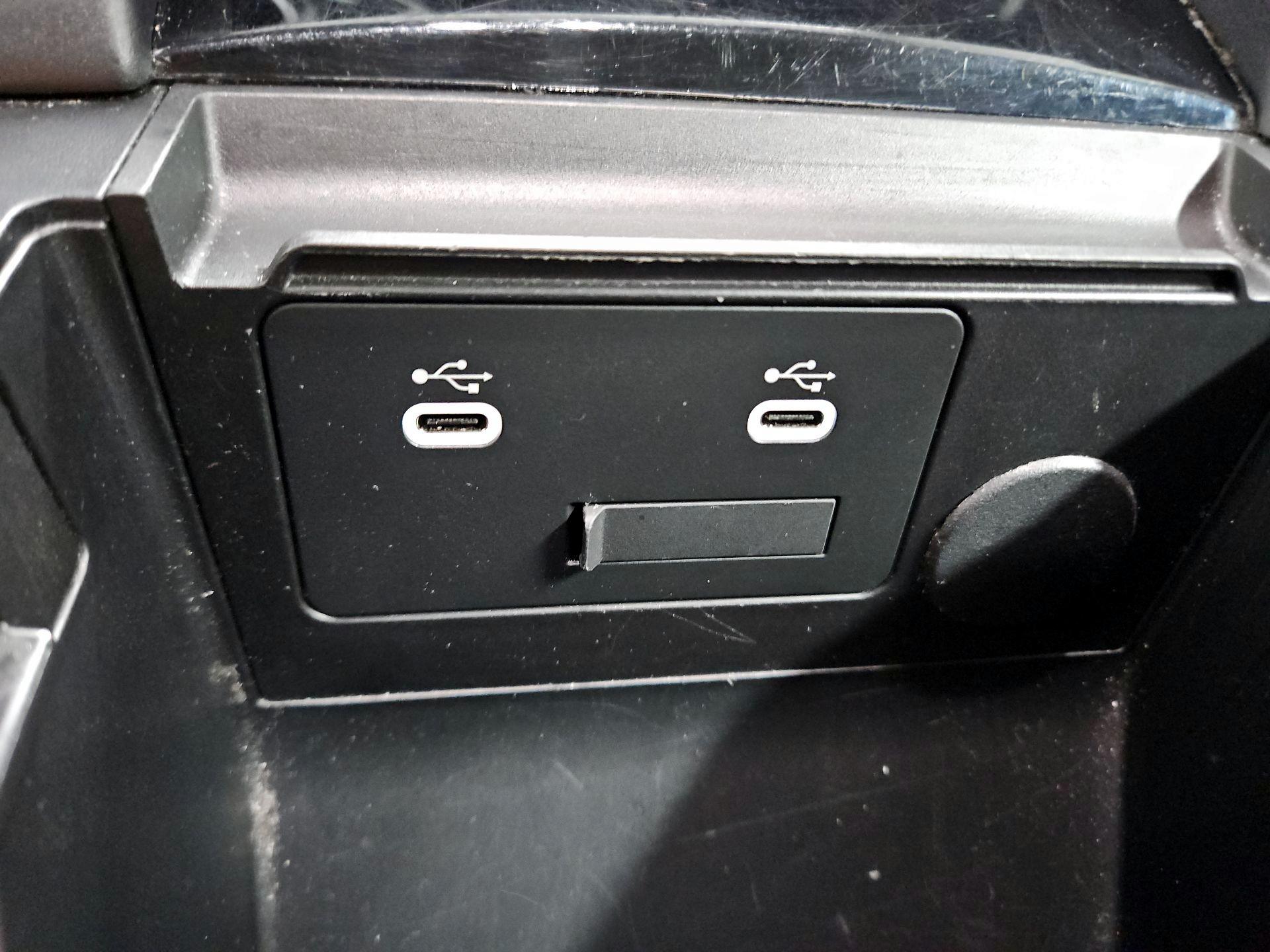 Thumbnail: 2024 Mazda Mazda3 - 18