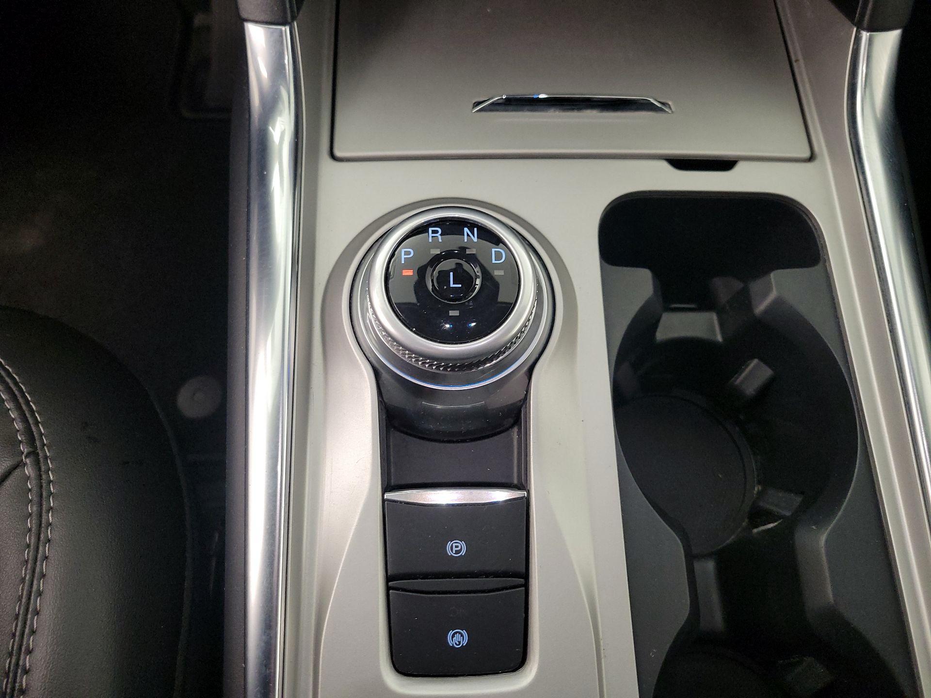 Thumbnail: 2022 Ford Explorer - 18