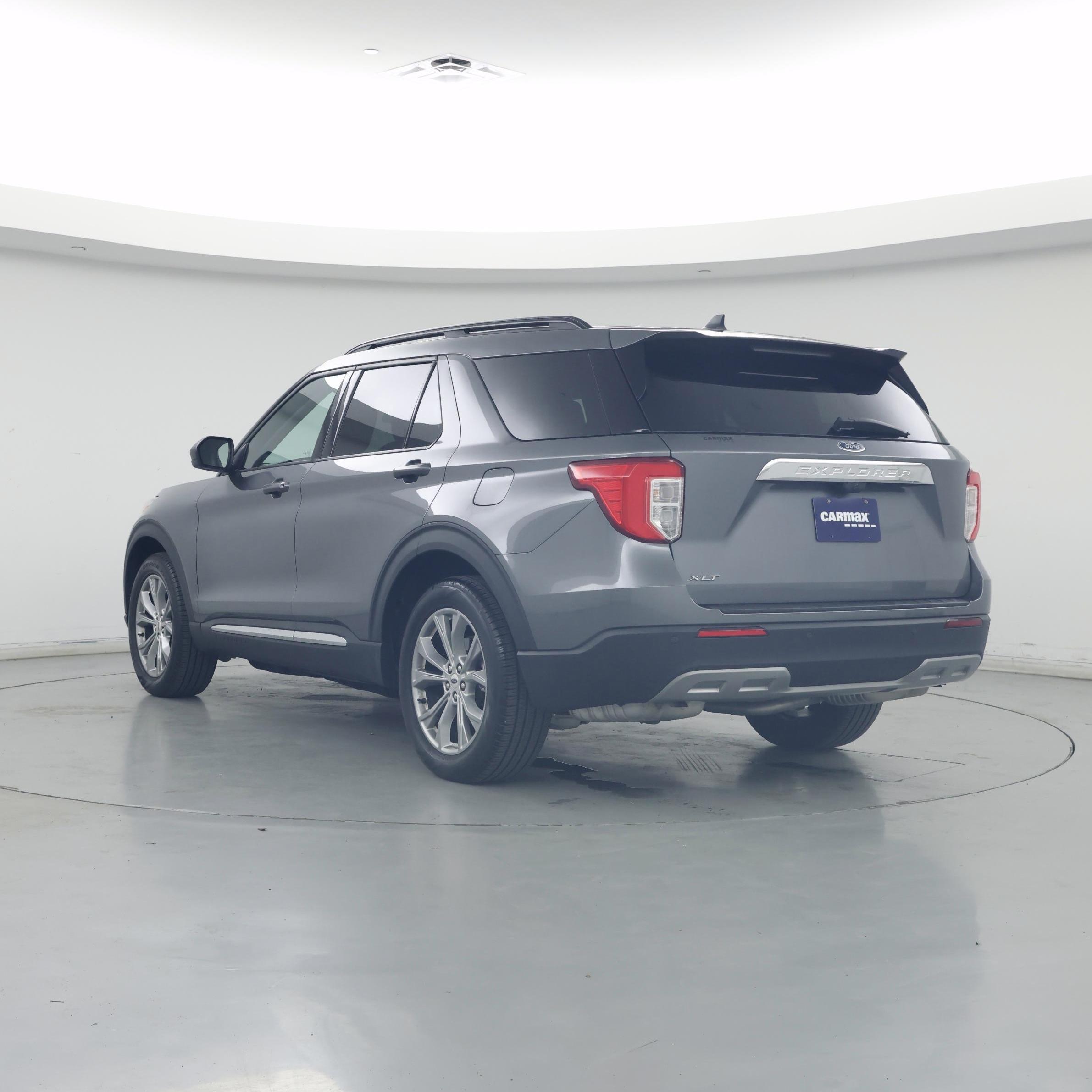 Thumbnail: 2022 Ford Explorer - 2