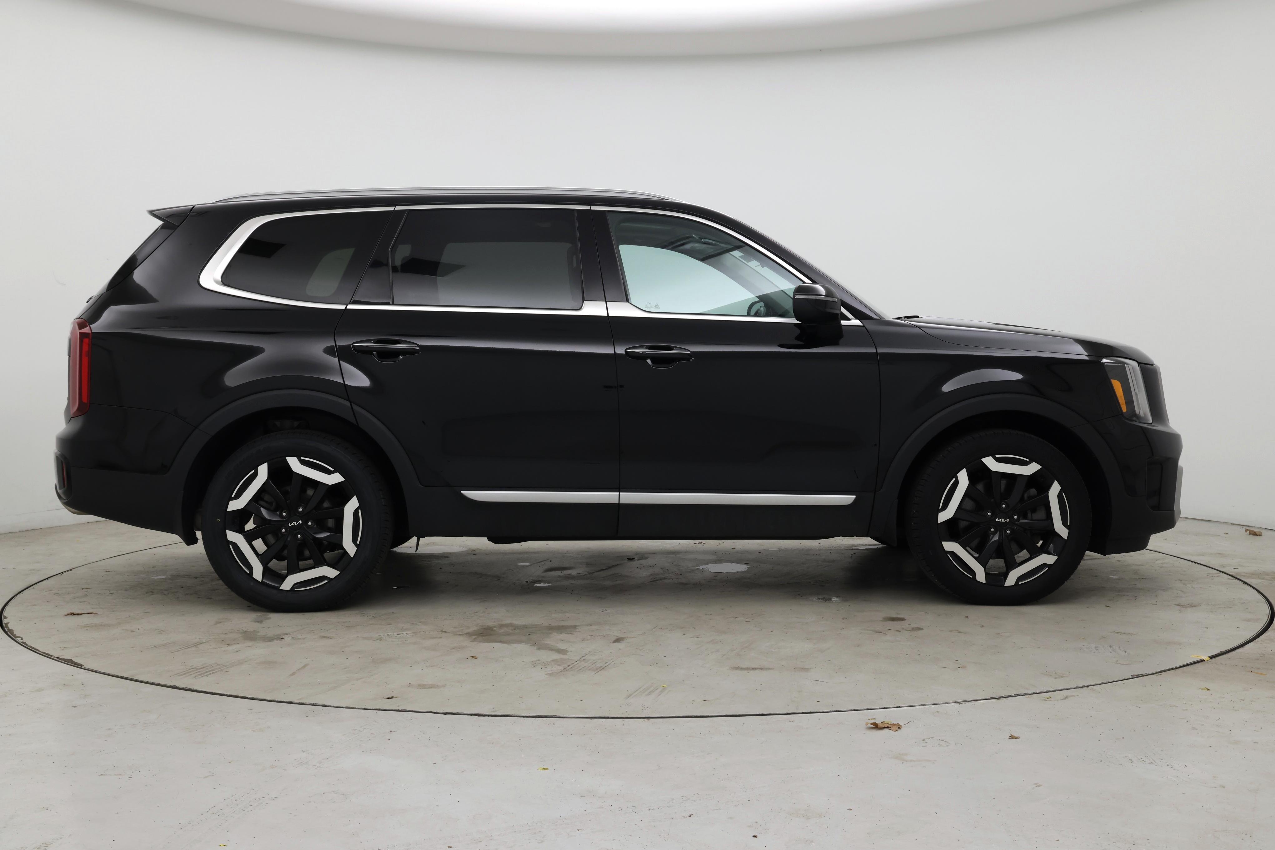 Thumbnail: 2023 Kia Telluride - 7