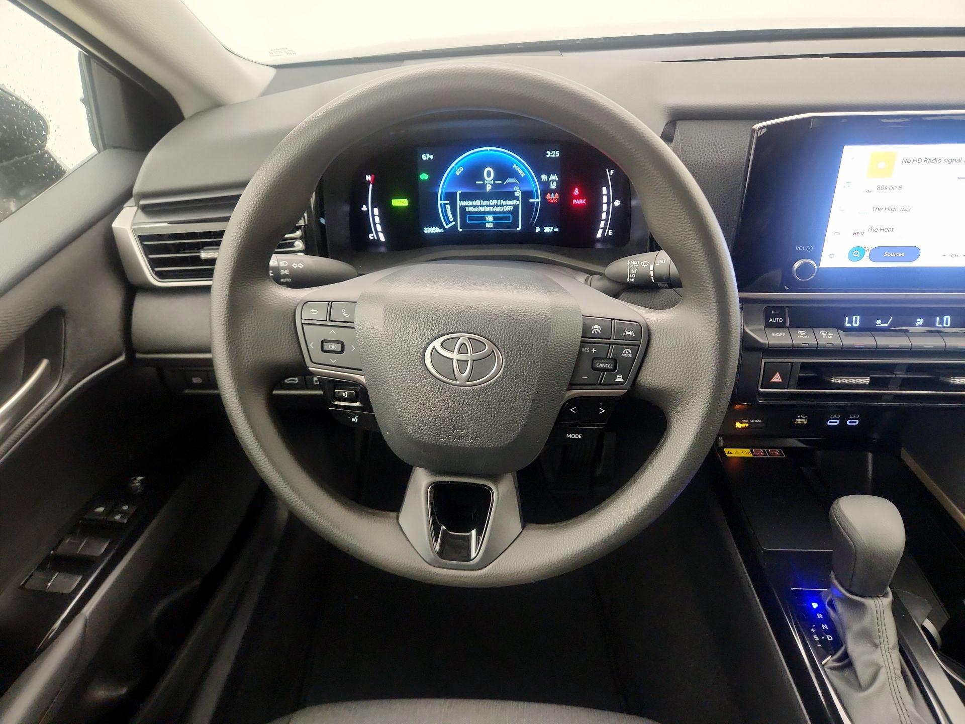 Thumbnail: 2025 Toyota Camry - 10