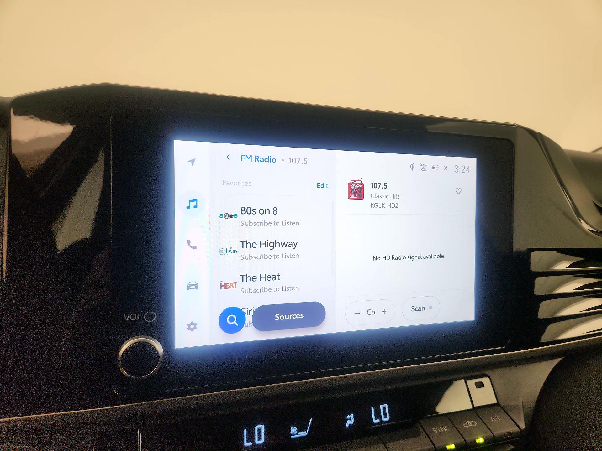 Thumbnail: 2025 Toyota Camry - 15