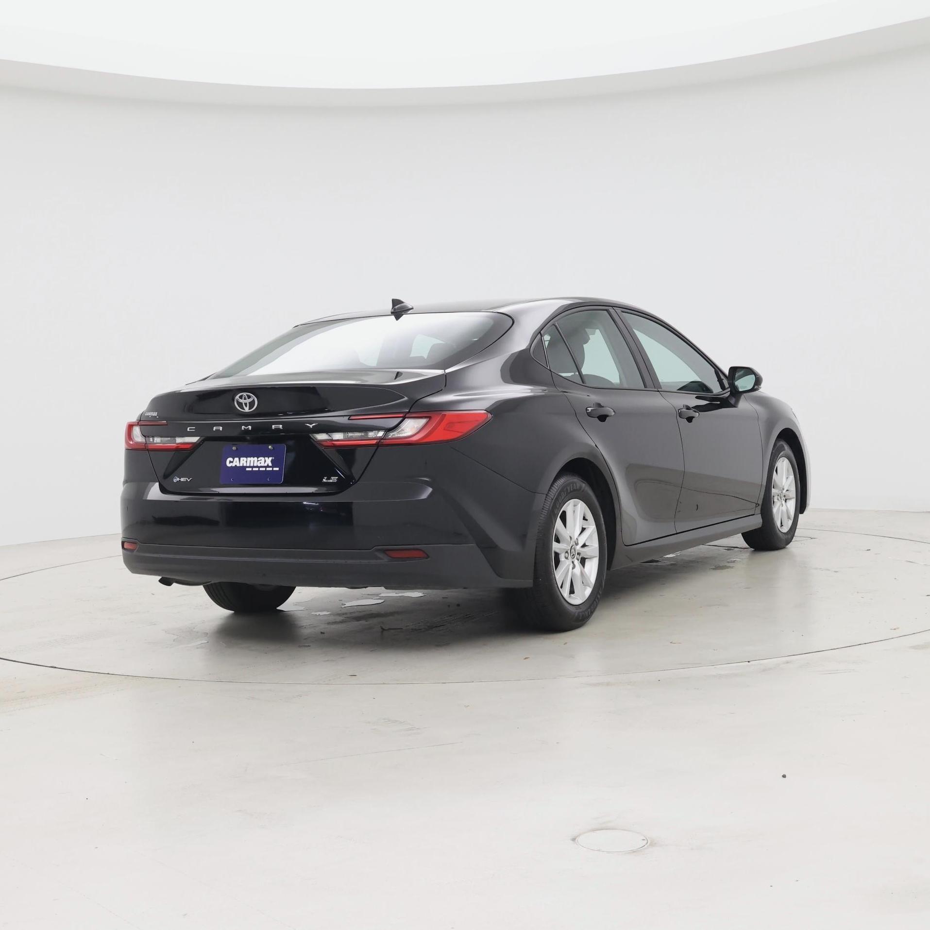 Thumbnail: 2025 Toyota Camry - 8