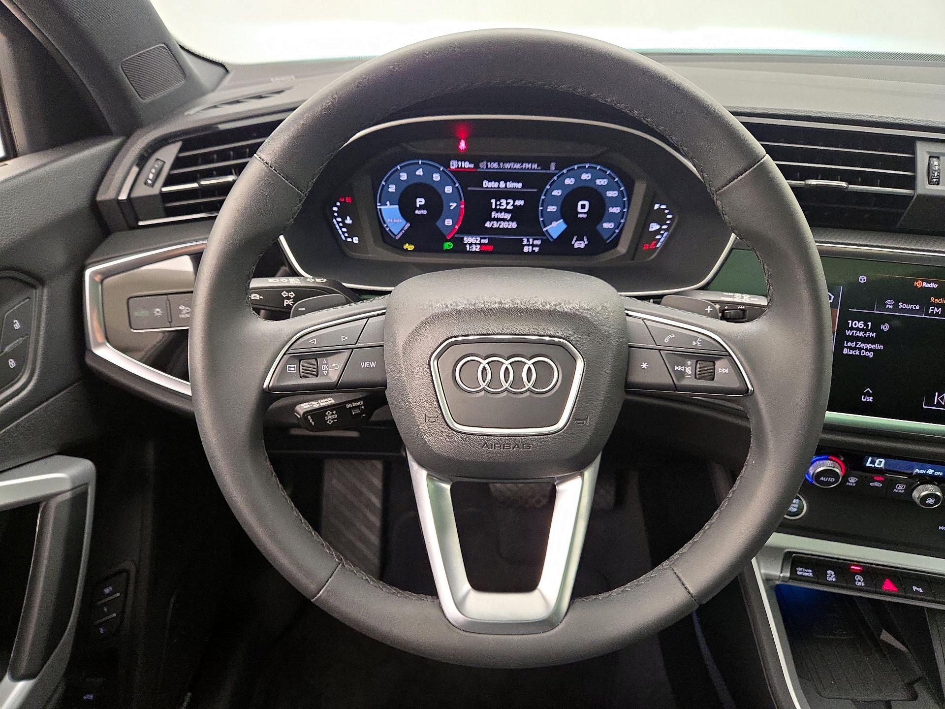 Thumbnail: 2025 Audi Q3 - 10