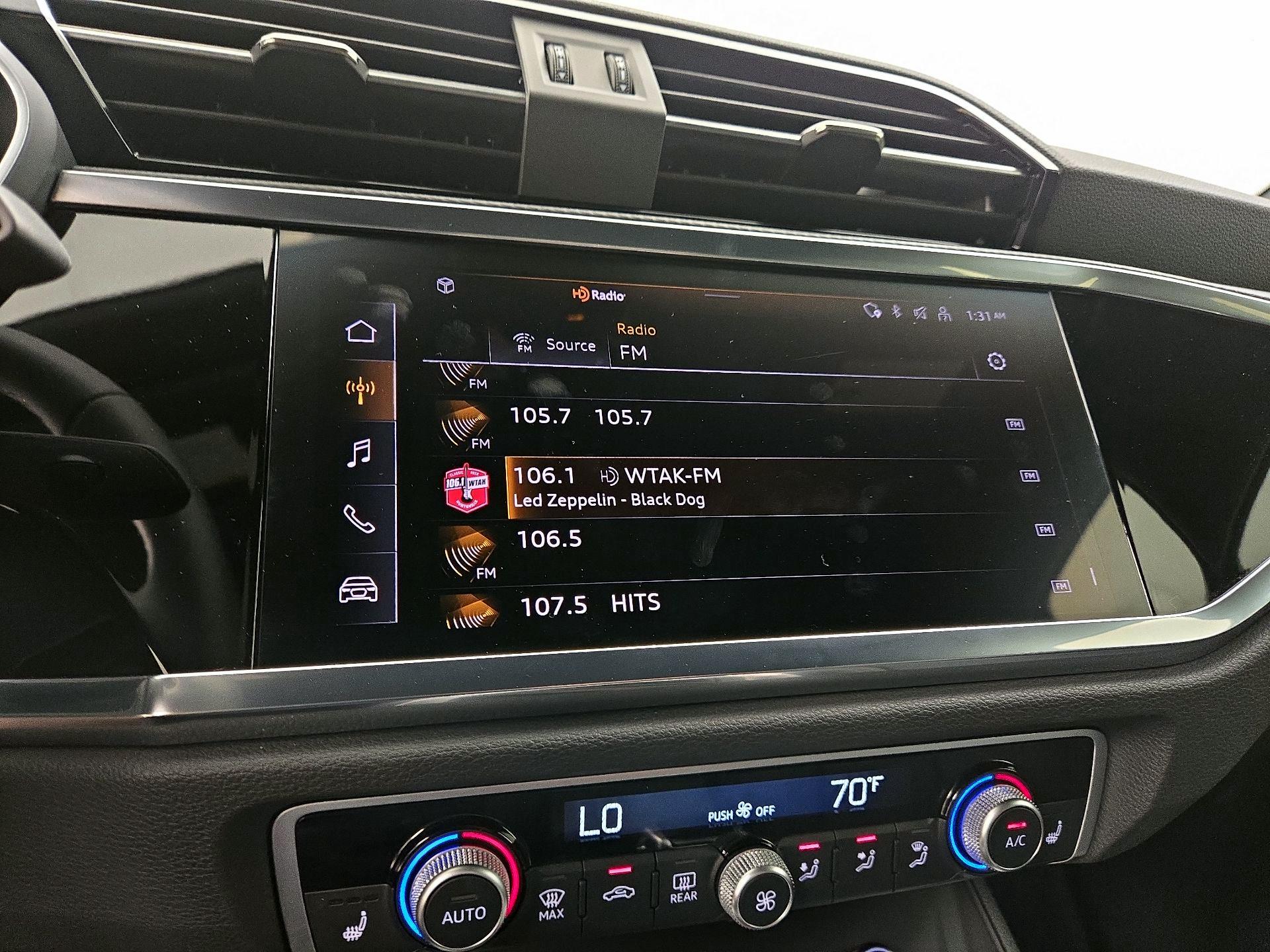 Thumbnail: 2025 Audi Q3 - 15