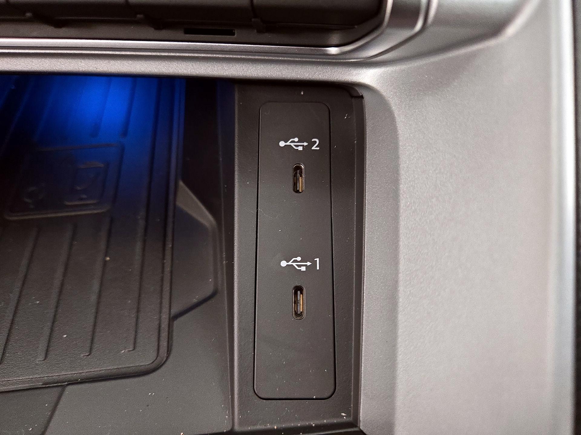 Thumbnail: 2025 Audi Q3 - 18