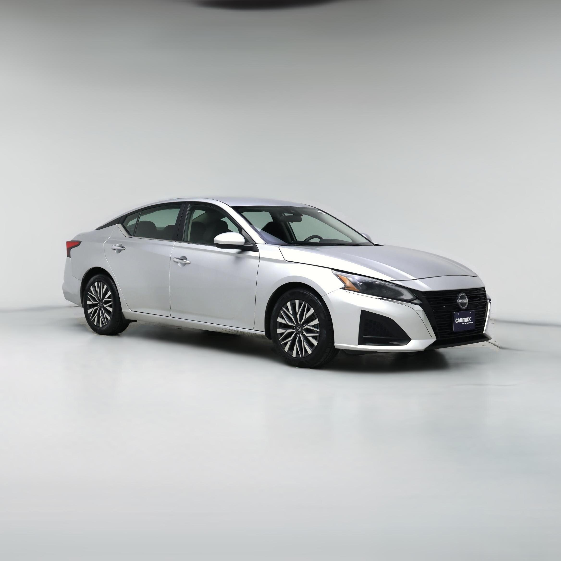 Thumbnail: 2023 Nissan Altima - 1