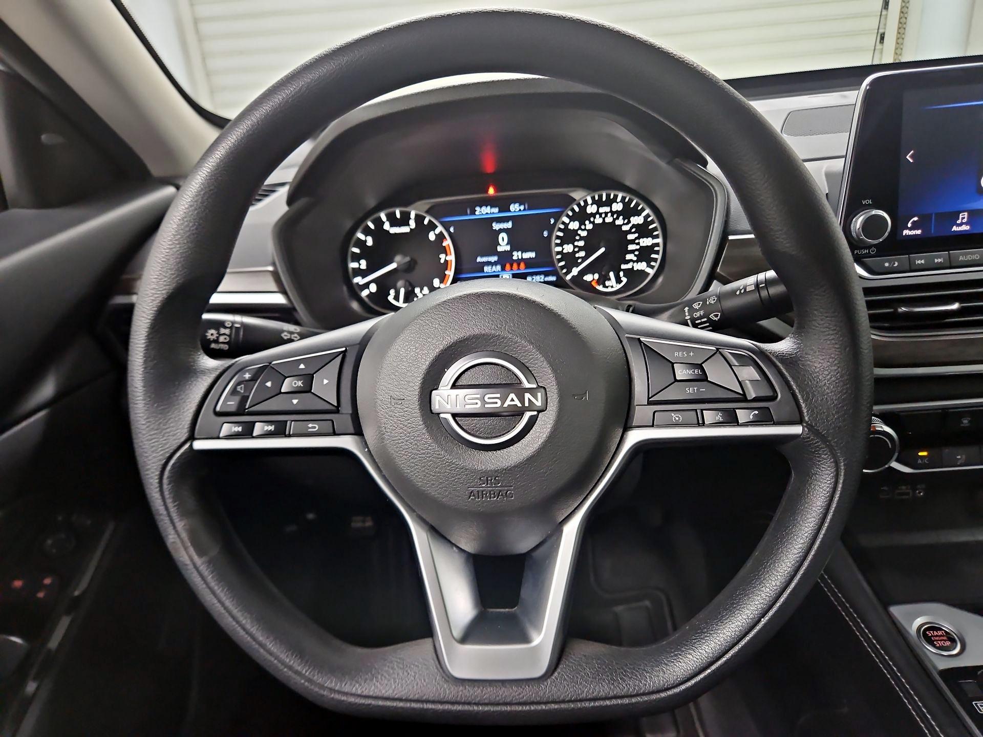 Thumbnail: 2023 Nissan Altima - 10