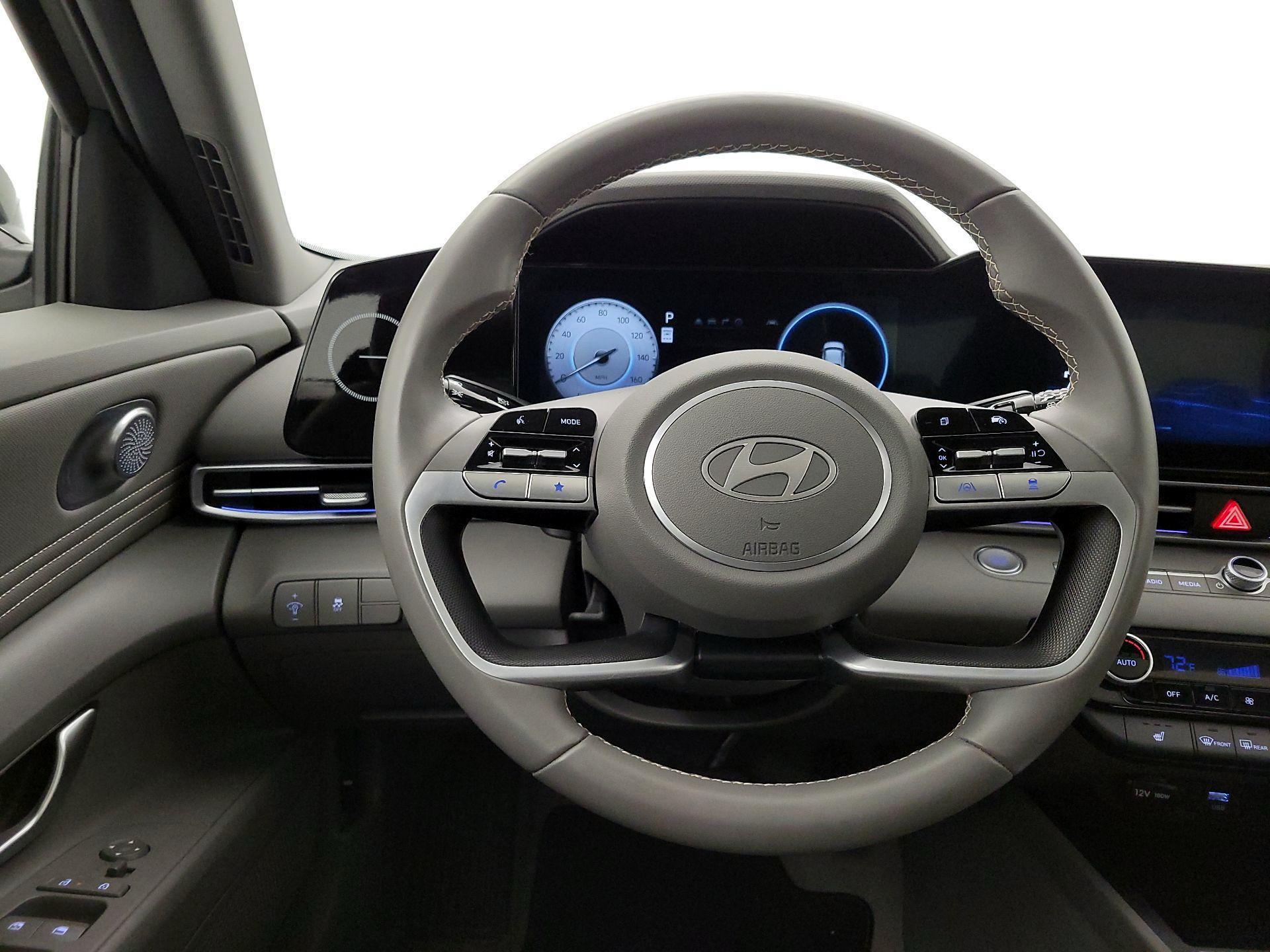 Thumbnail: 2024 Hyundai Elantra - 10