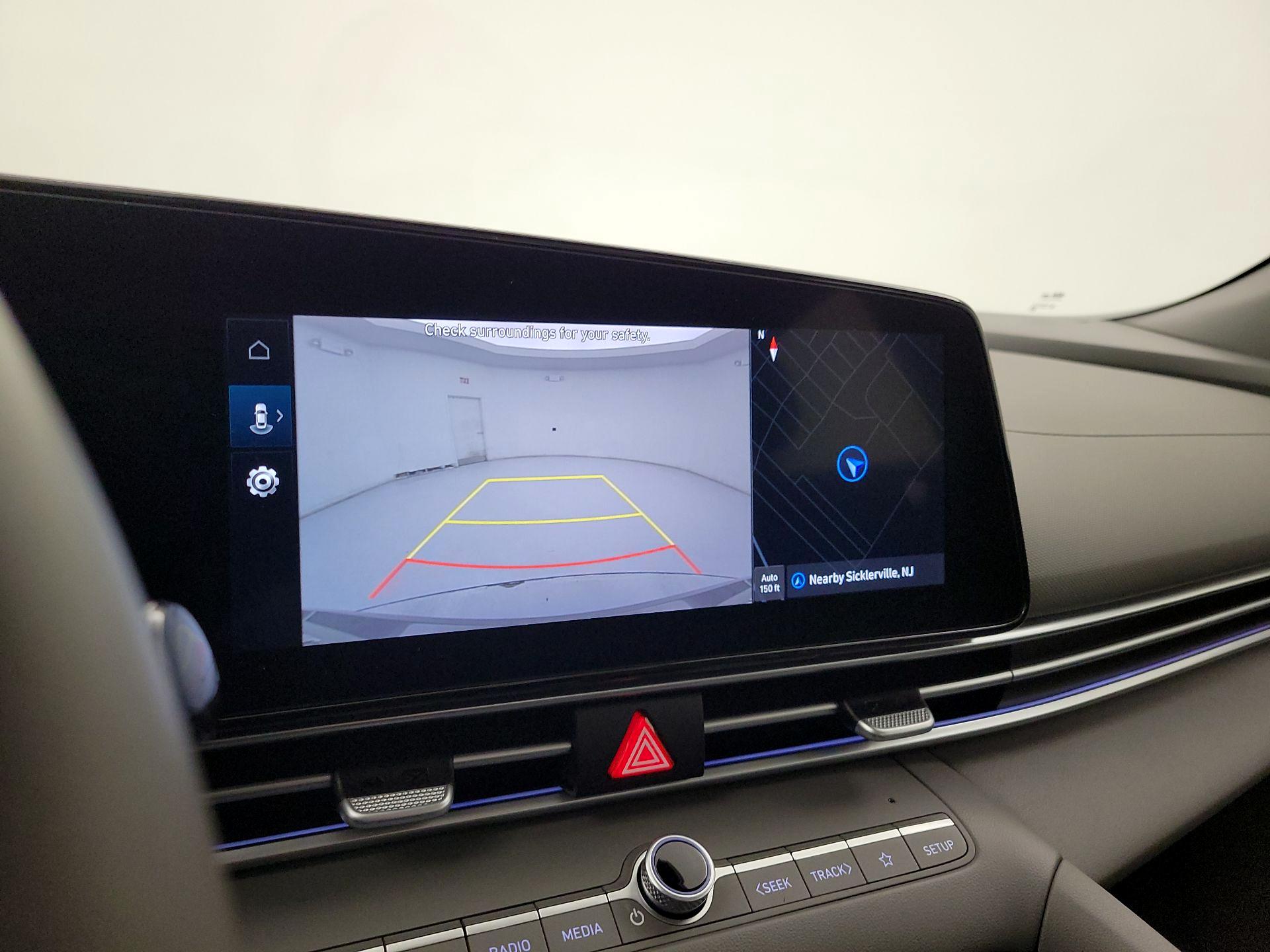 Thumbnail: 2024 Hyundai Elantra - 15