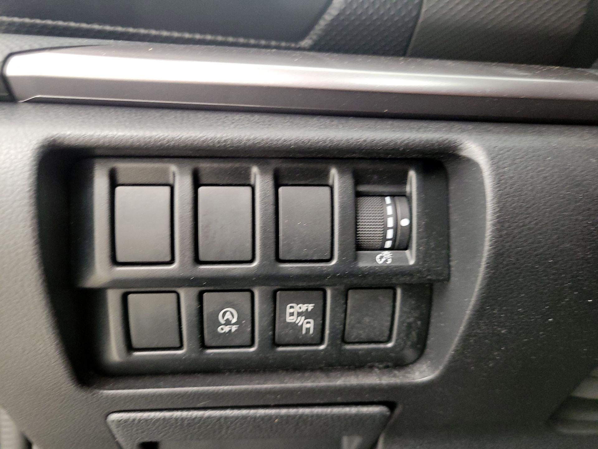 Thumbnail: 2020 Subaru Forester - 11