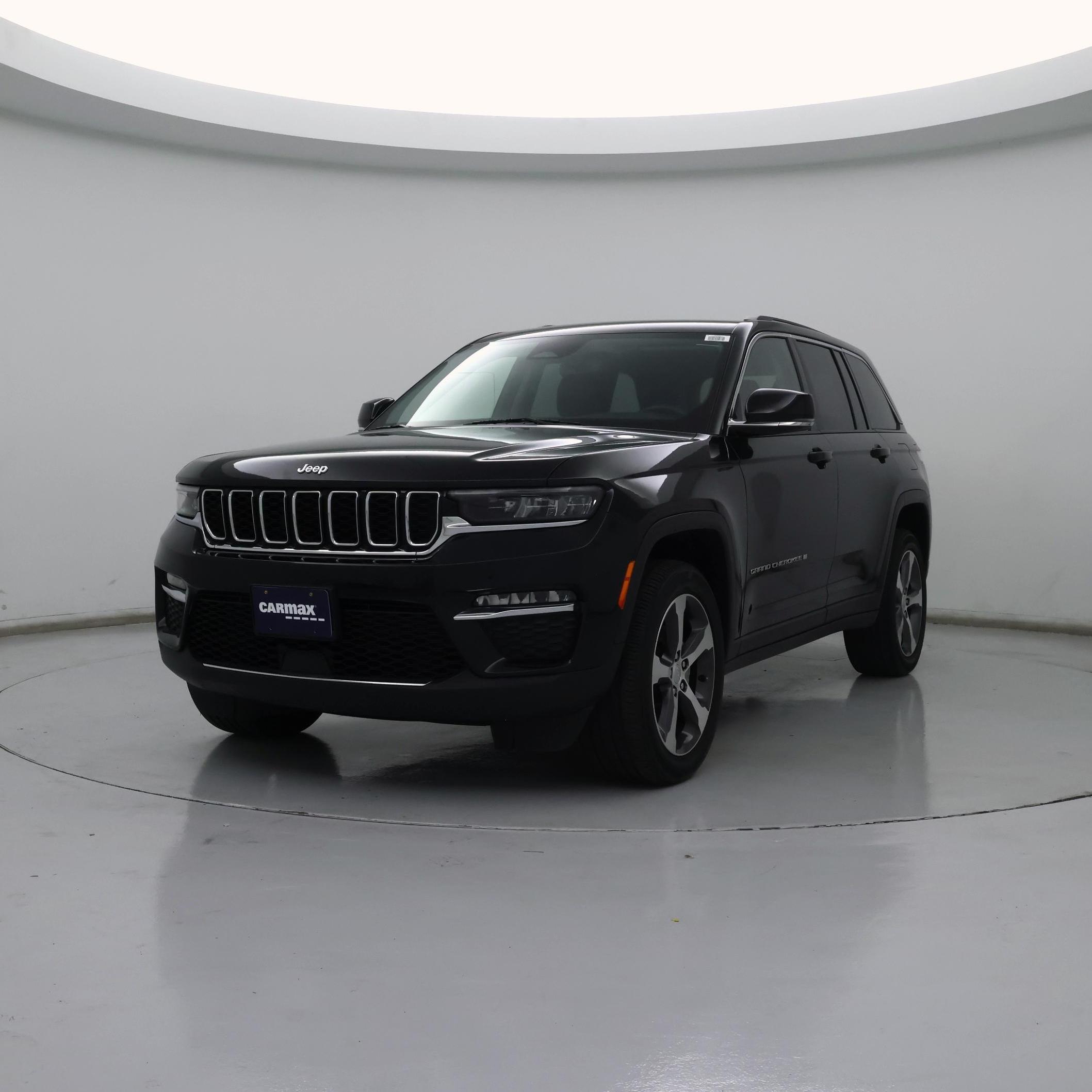 Thumbnail: 2023 Jeep Grand Cherokee - 4