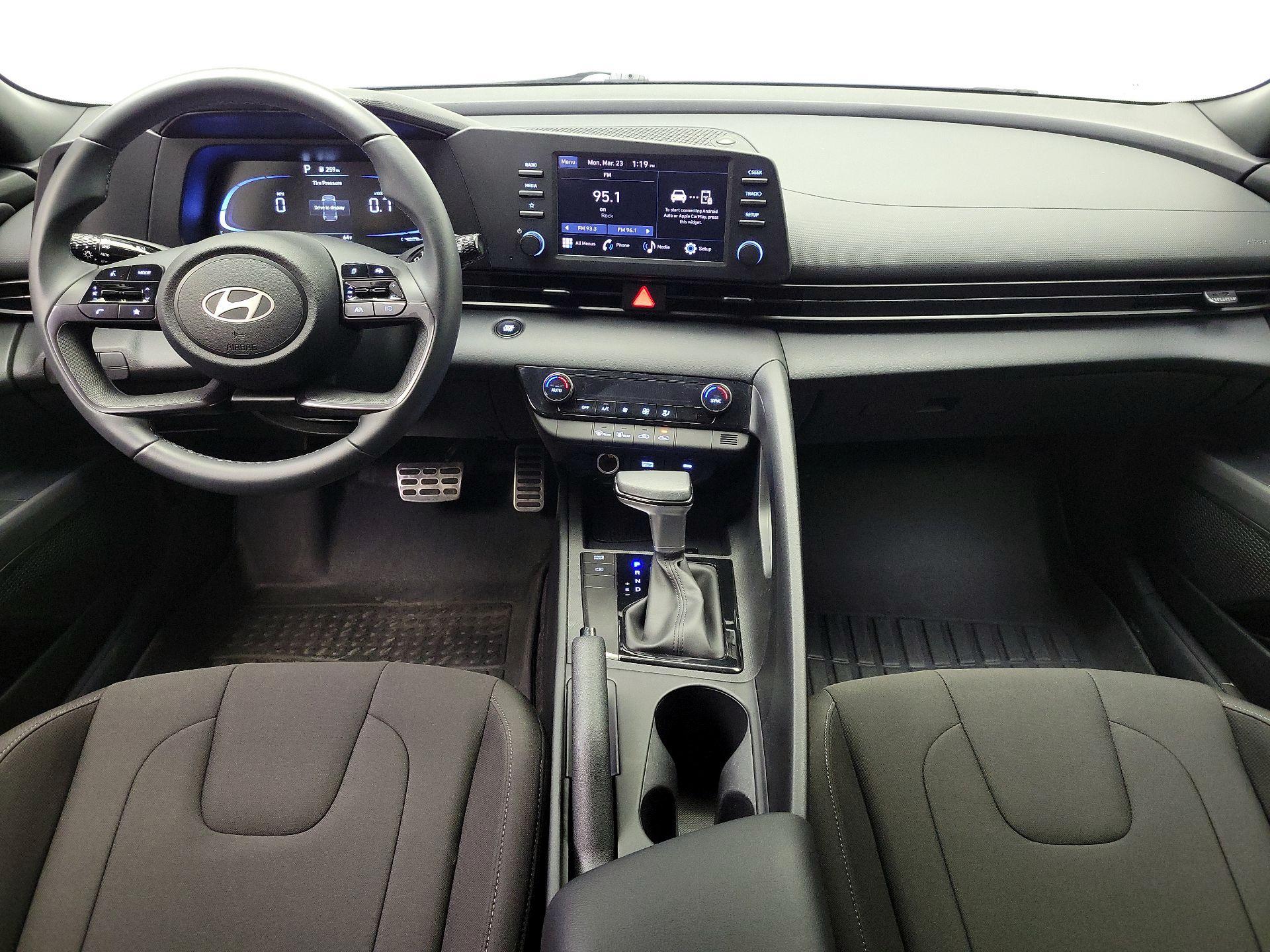 Thumbnail: 2025 Hyundai Elantra - 9