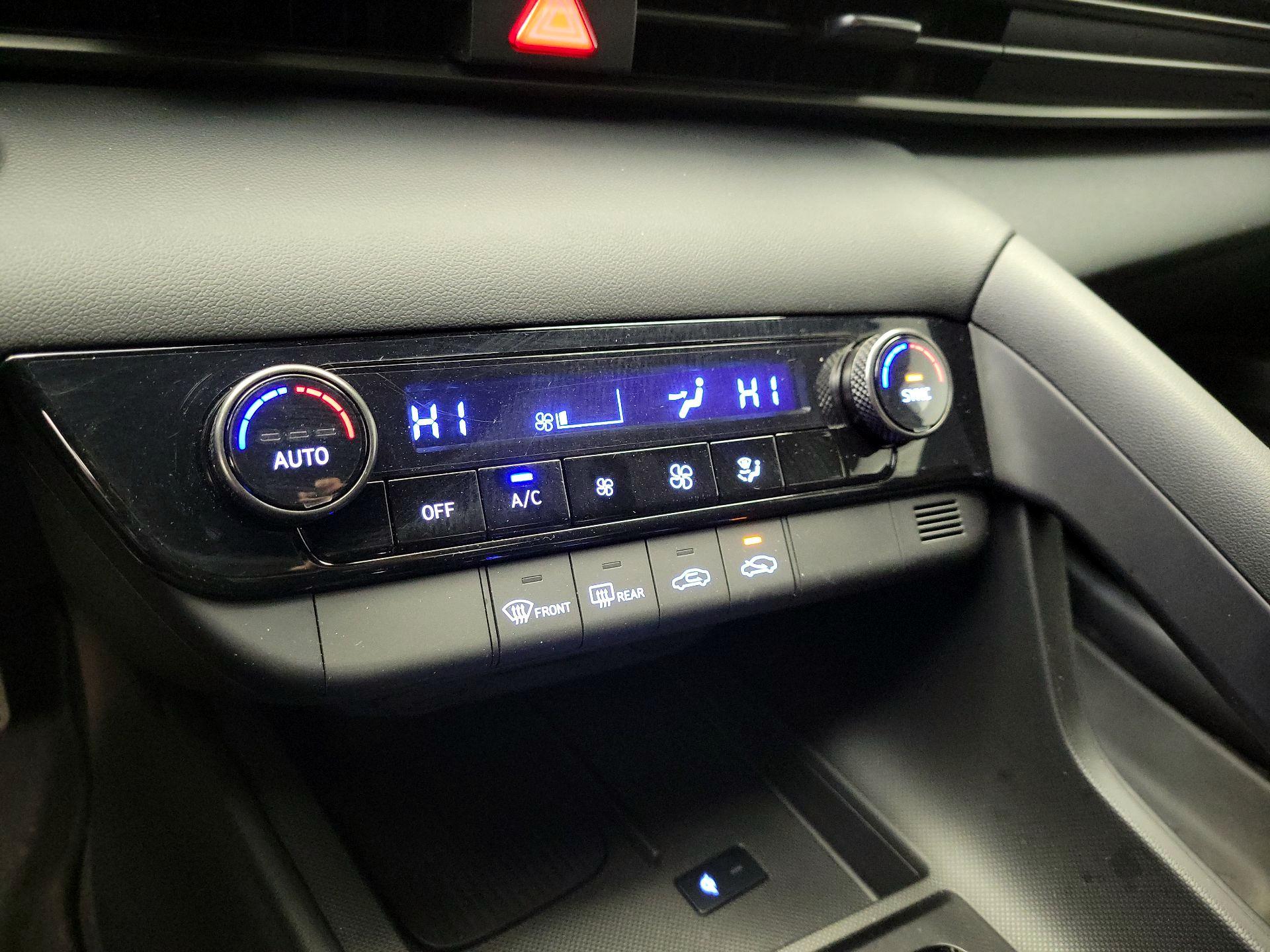 Thumbnail: 2025 Hyundai Elantra - 15