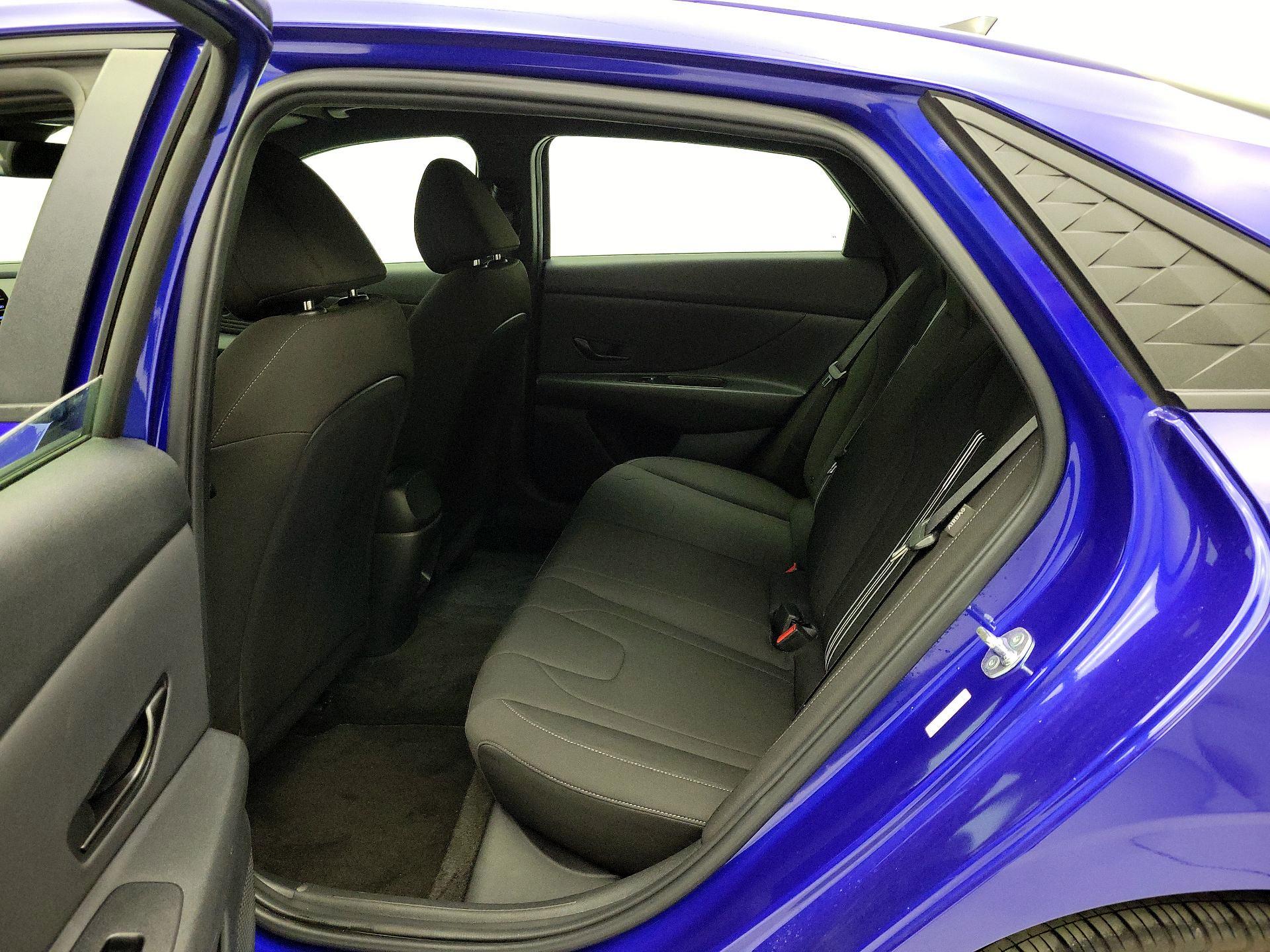 Thumbnail: 2025 Hyundai Elantra - 18