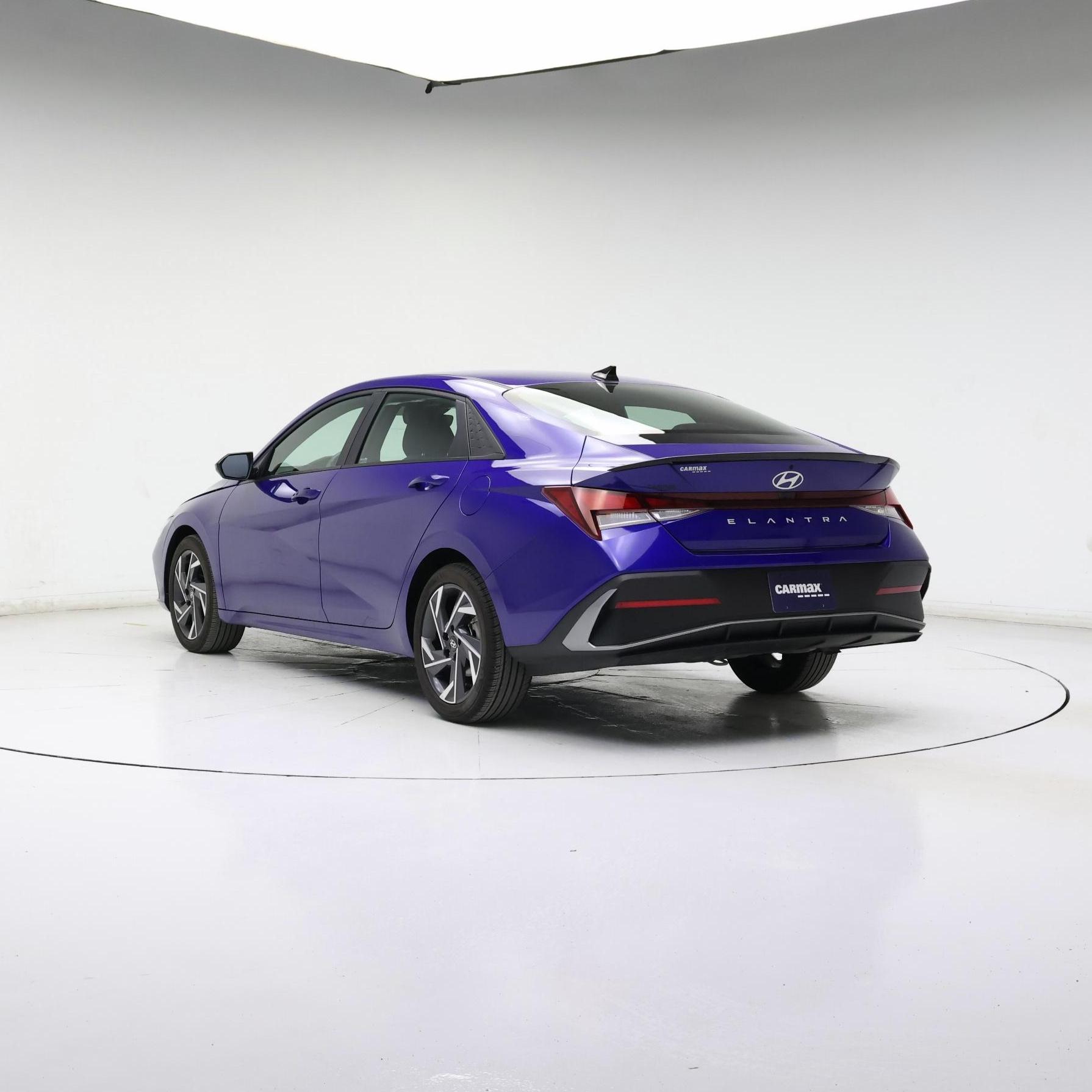 Thumbnail: 2025 Hyundai Elantra - 2