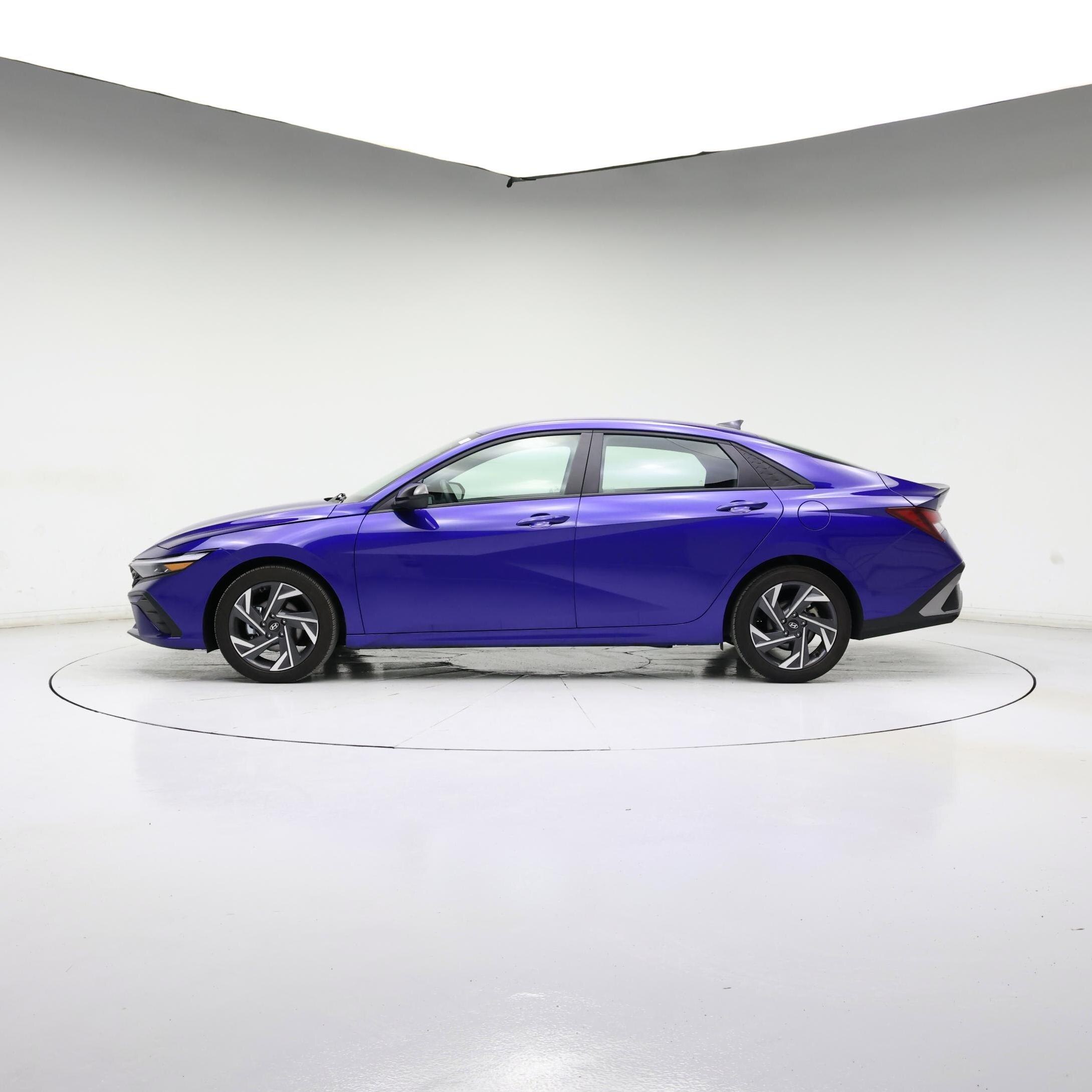 Thumbnail: 2025 Hyundai Elantra - 3