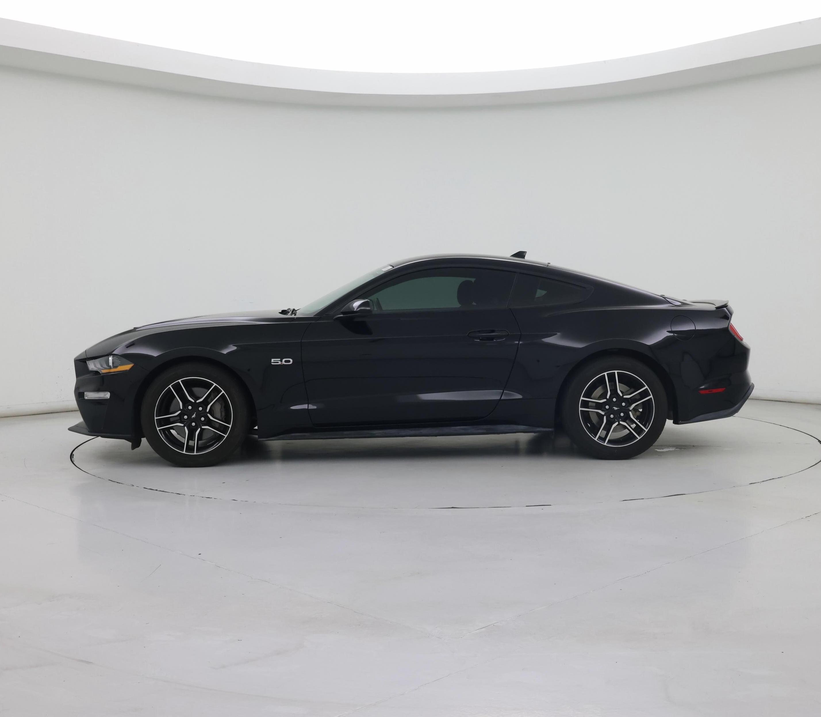Thumbnail: 2020 Ford Mustang - 3