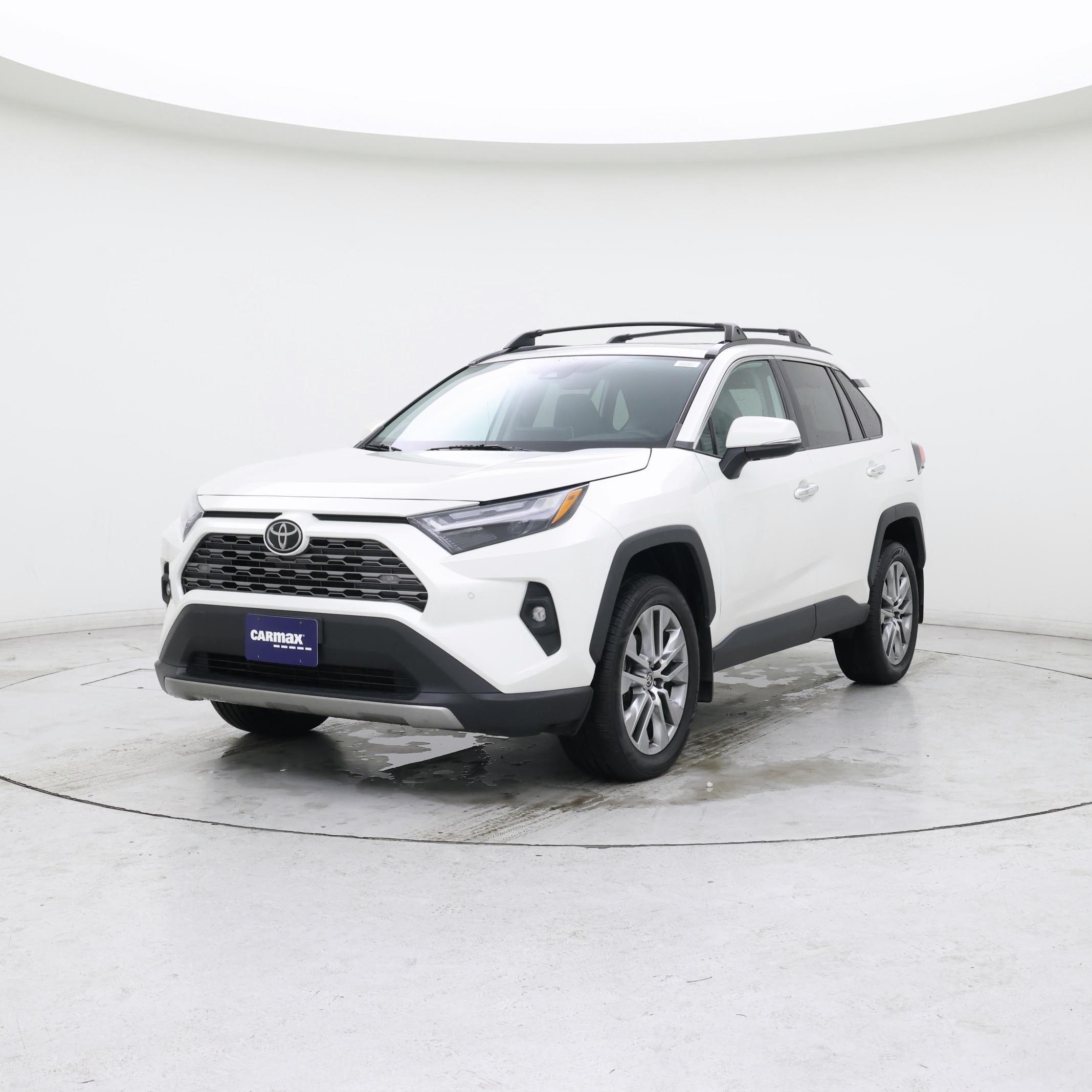 Thumbnail: 2022 Toyota RAV4 - 4