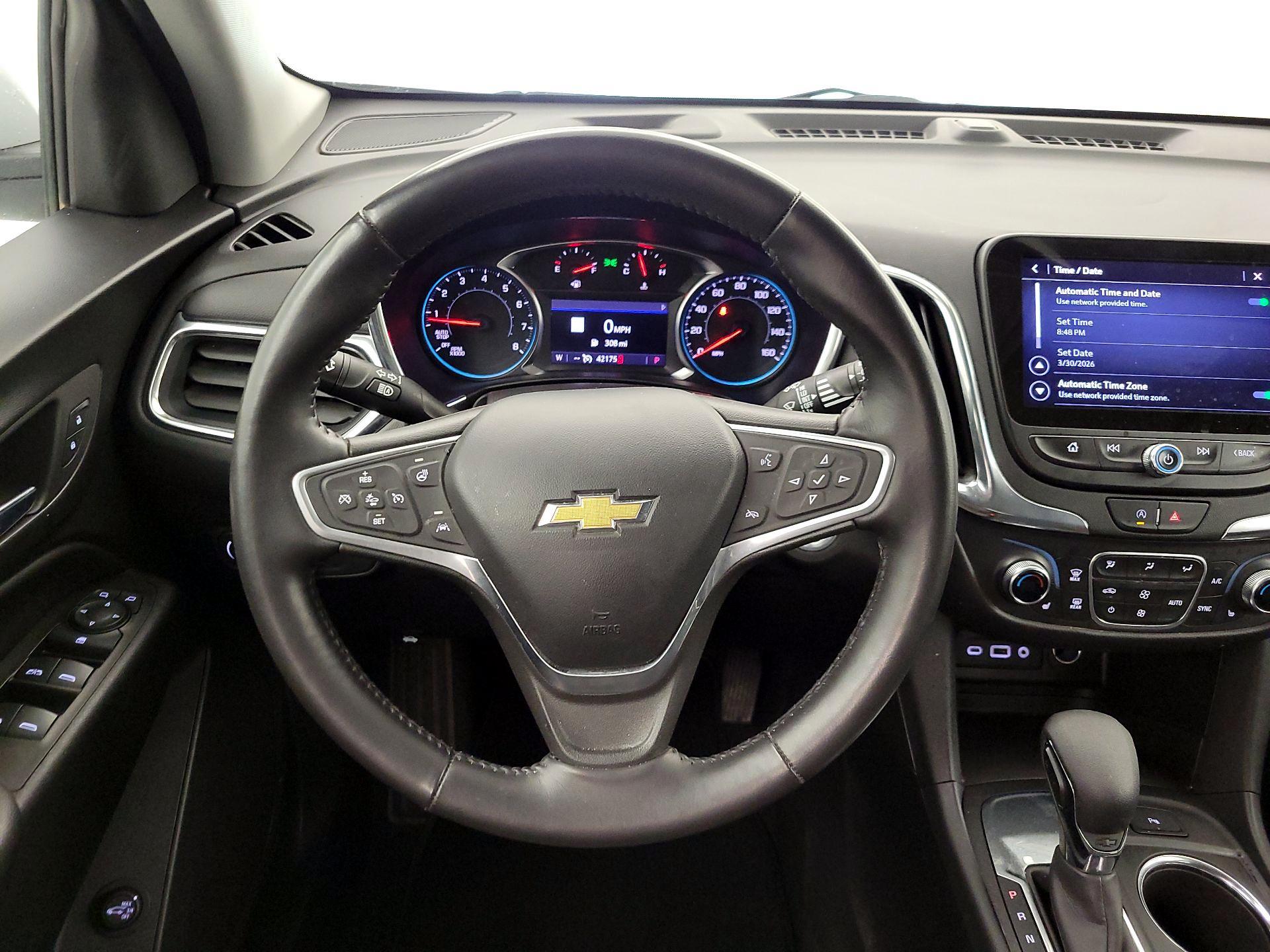 Thumbnail: 2022 Chevrolet Equinox - 10