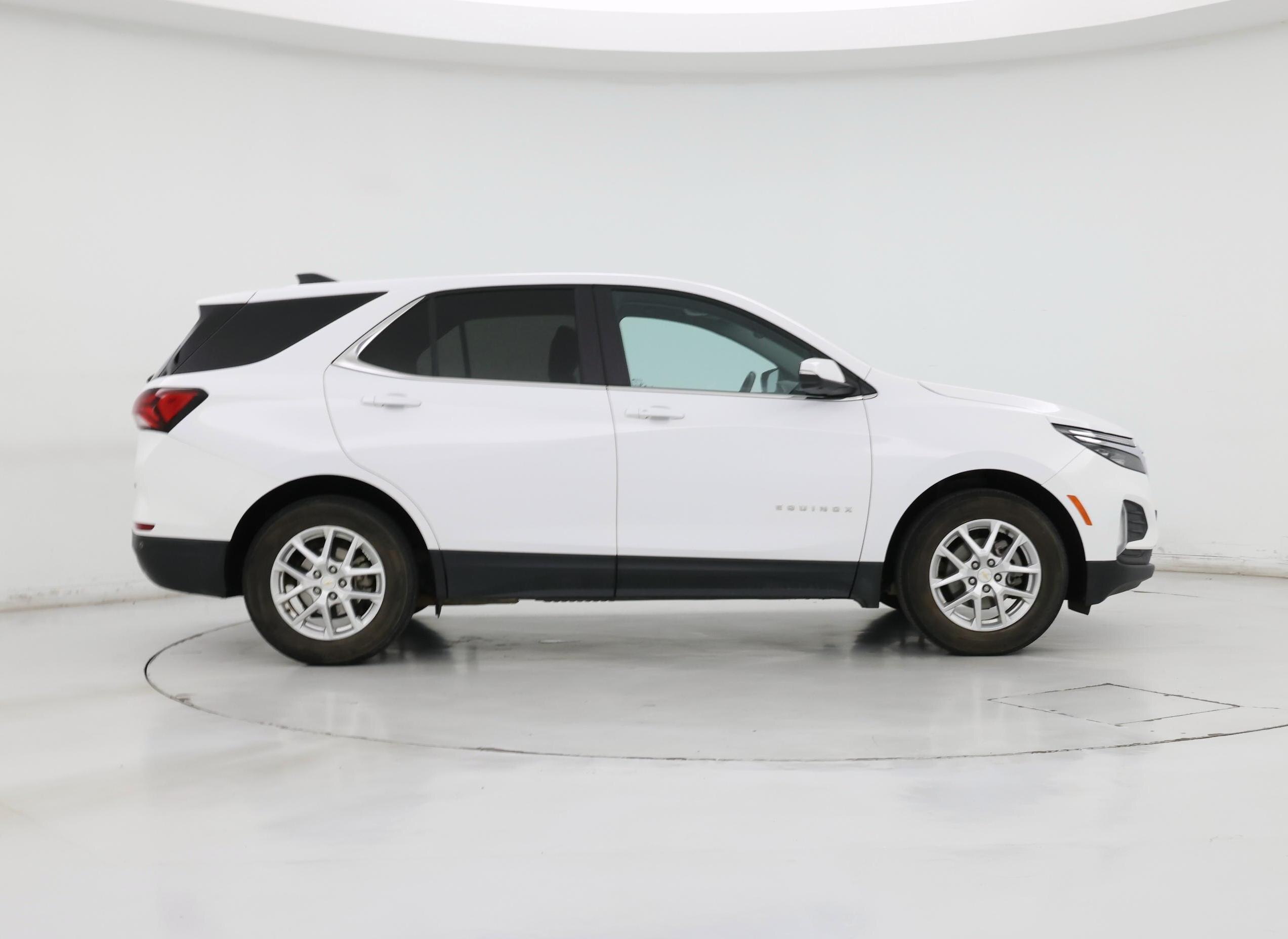 Thumbnail: 2022 Chevrolet Equinox - 7