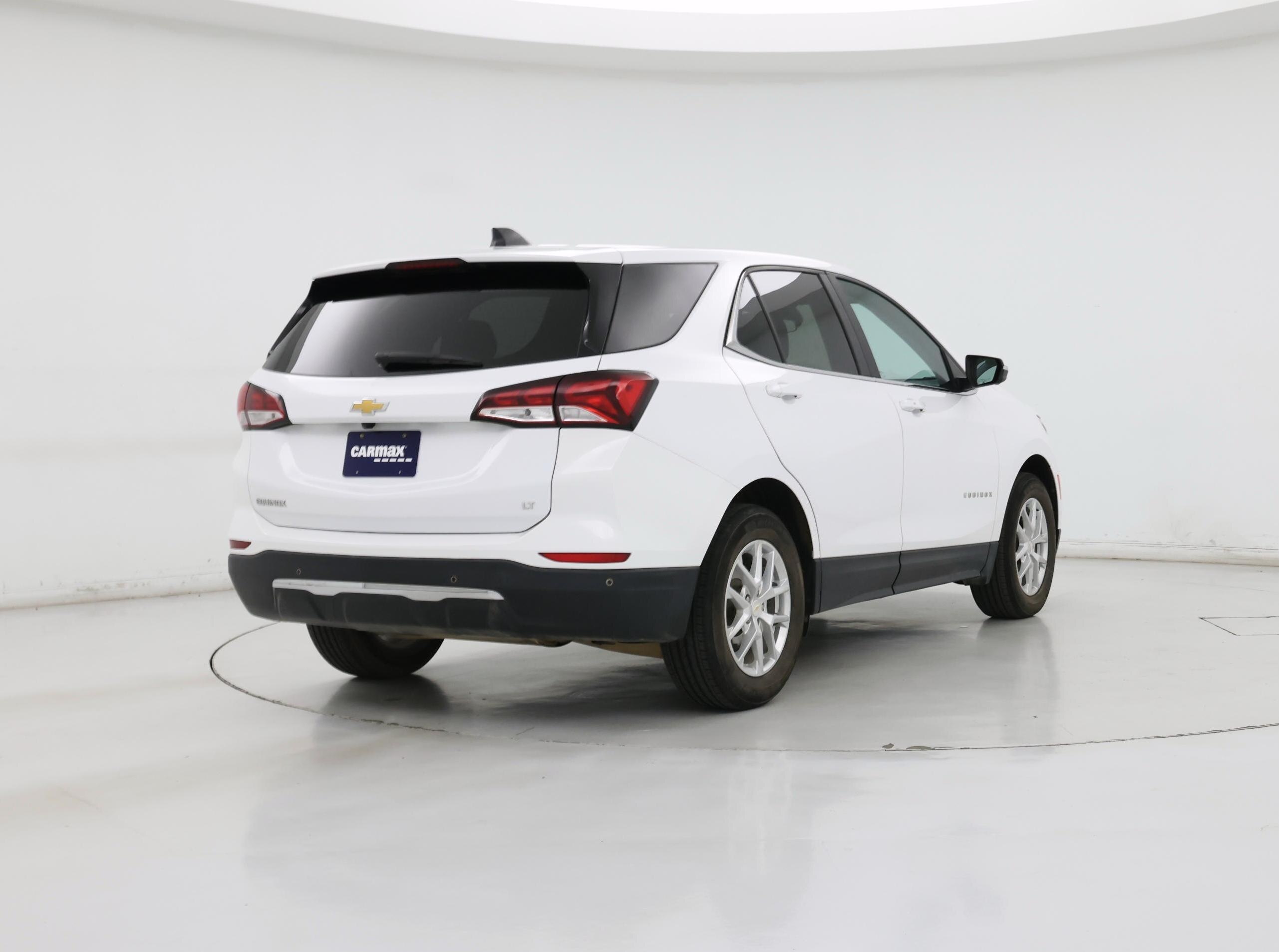 Thumbnail: 2022 Chevrolet Equinox - 8