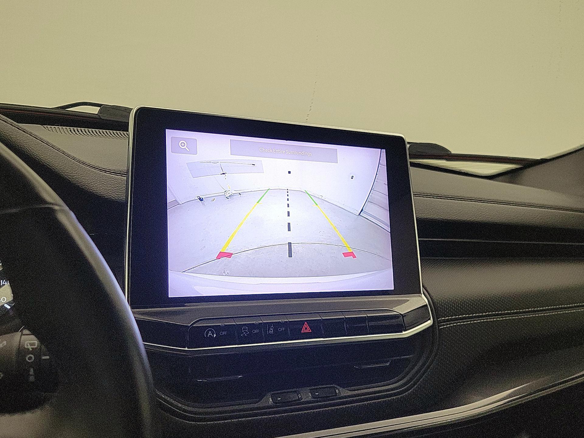 Thumbnail: 2022 Jeep Compass - 14