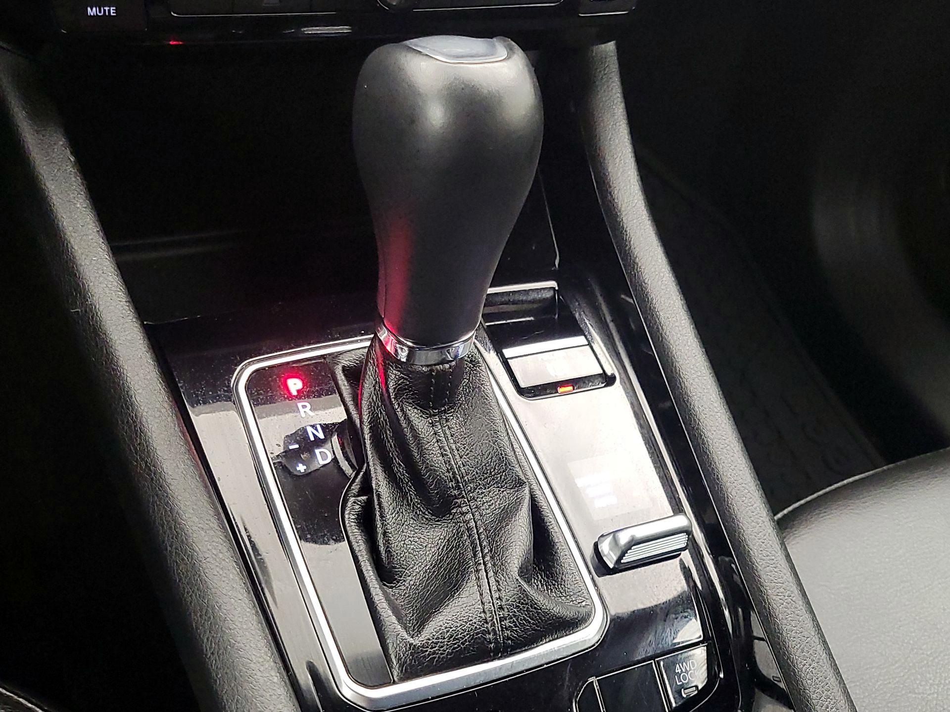 Thumbnail: 2022 Jeep Compass - 17