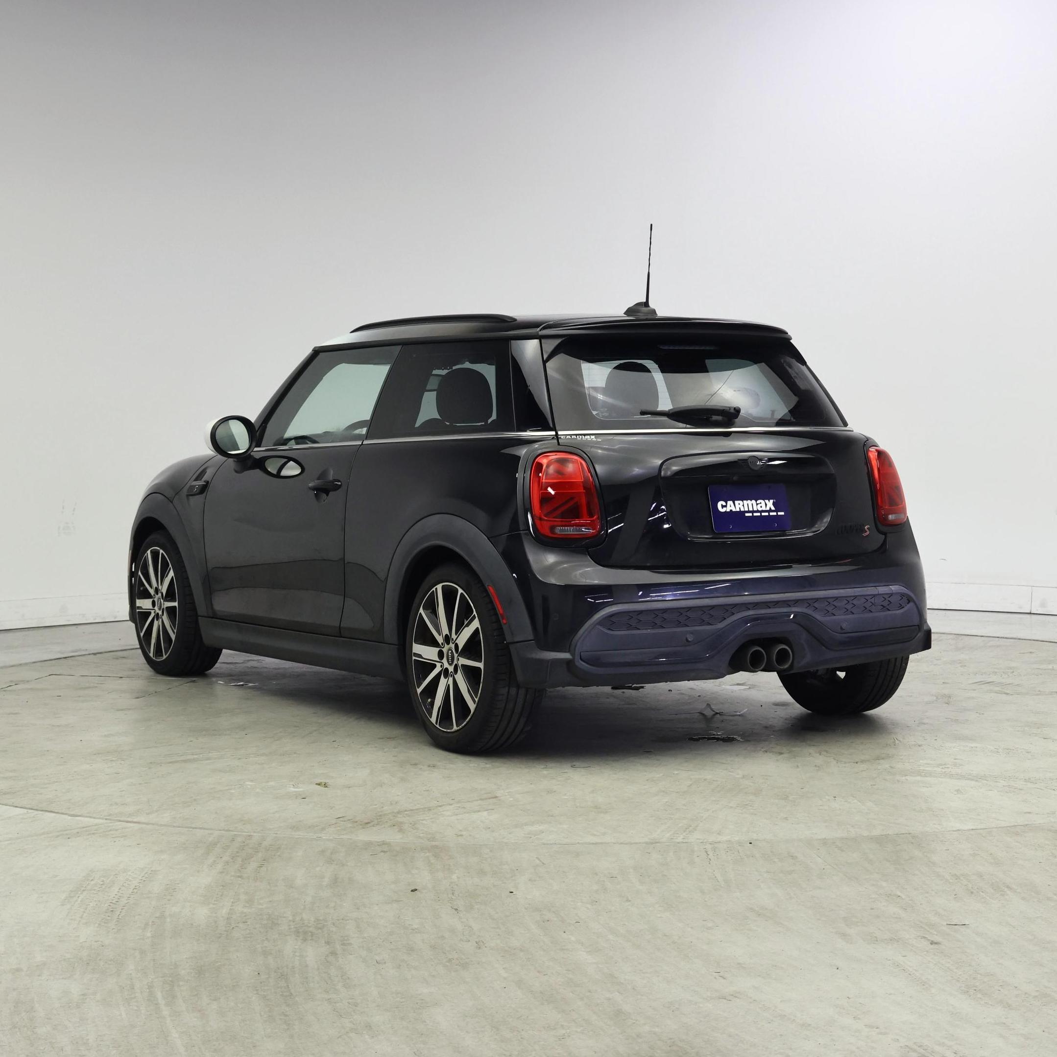 Thumbnail: 2023 MINI Cooper Hardtop - 2