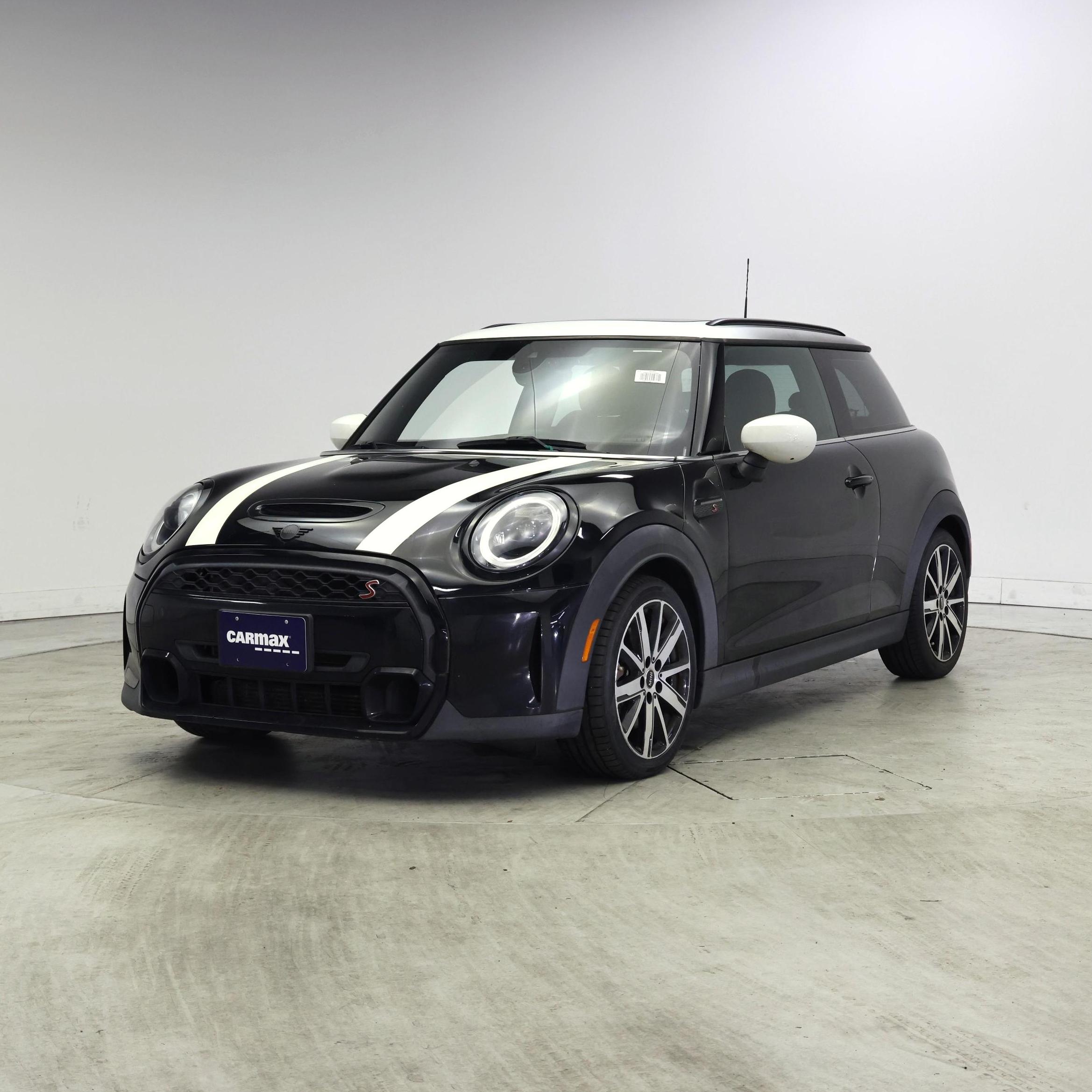 Thumbnail: 2023 MINI Cooper Hardtop - 4