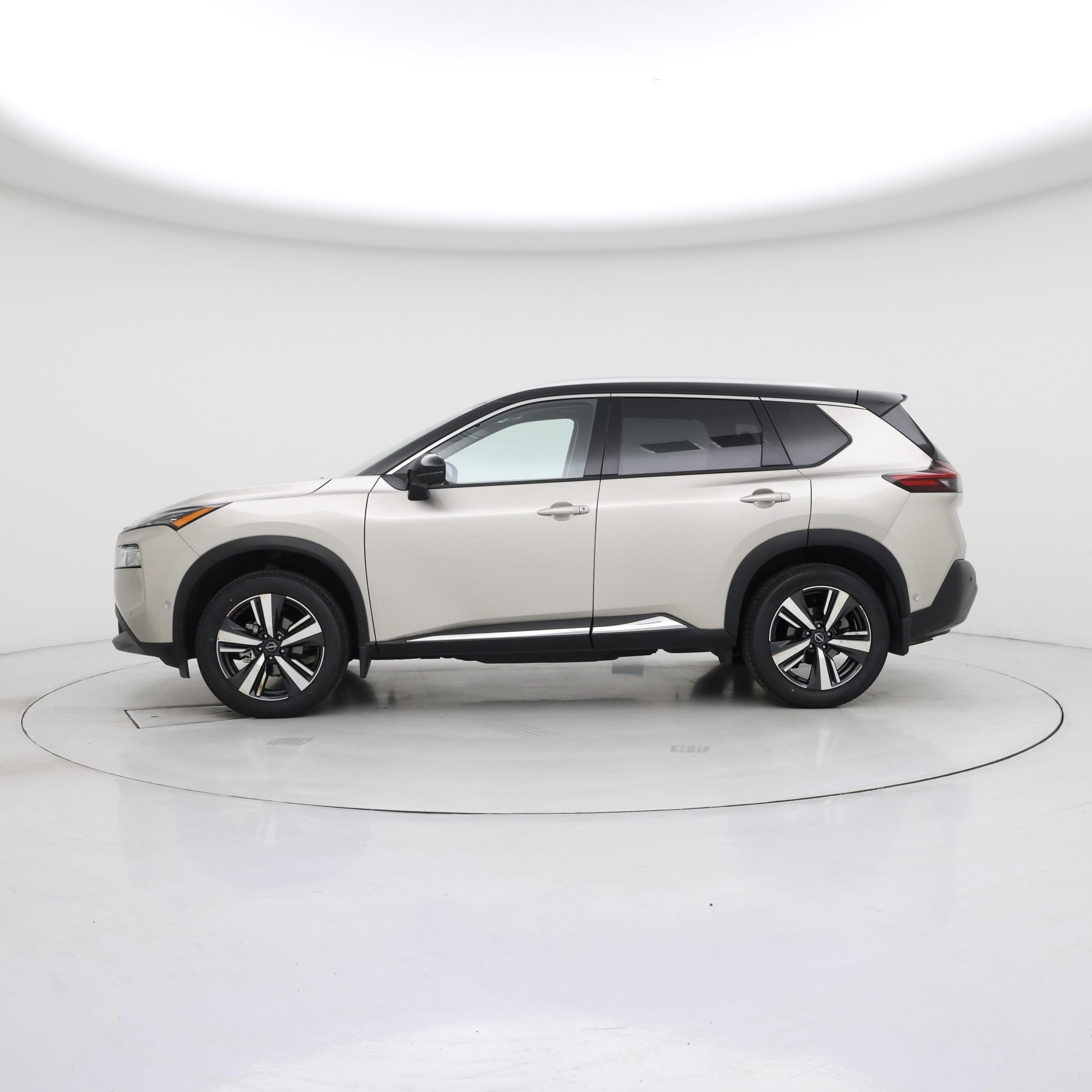 Thumbnail: 2023 Nissan Rogue - 3