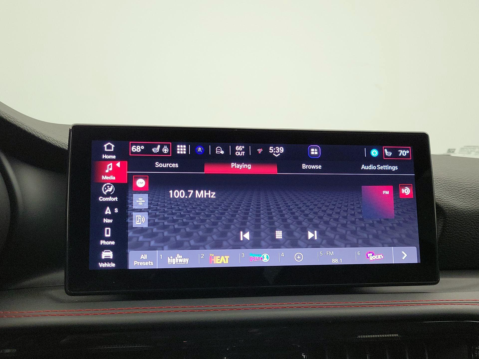 Thumbnail: 2024 Dodge Hornet - 16