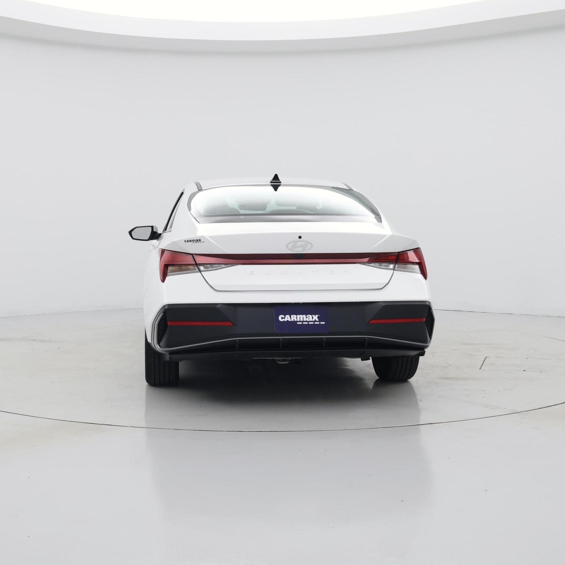 Thumbnail: 2024 Hyundai Elantra - 6