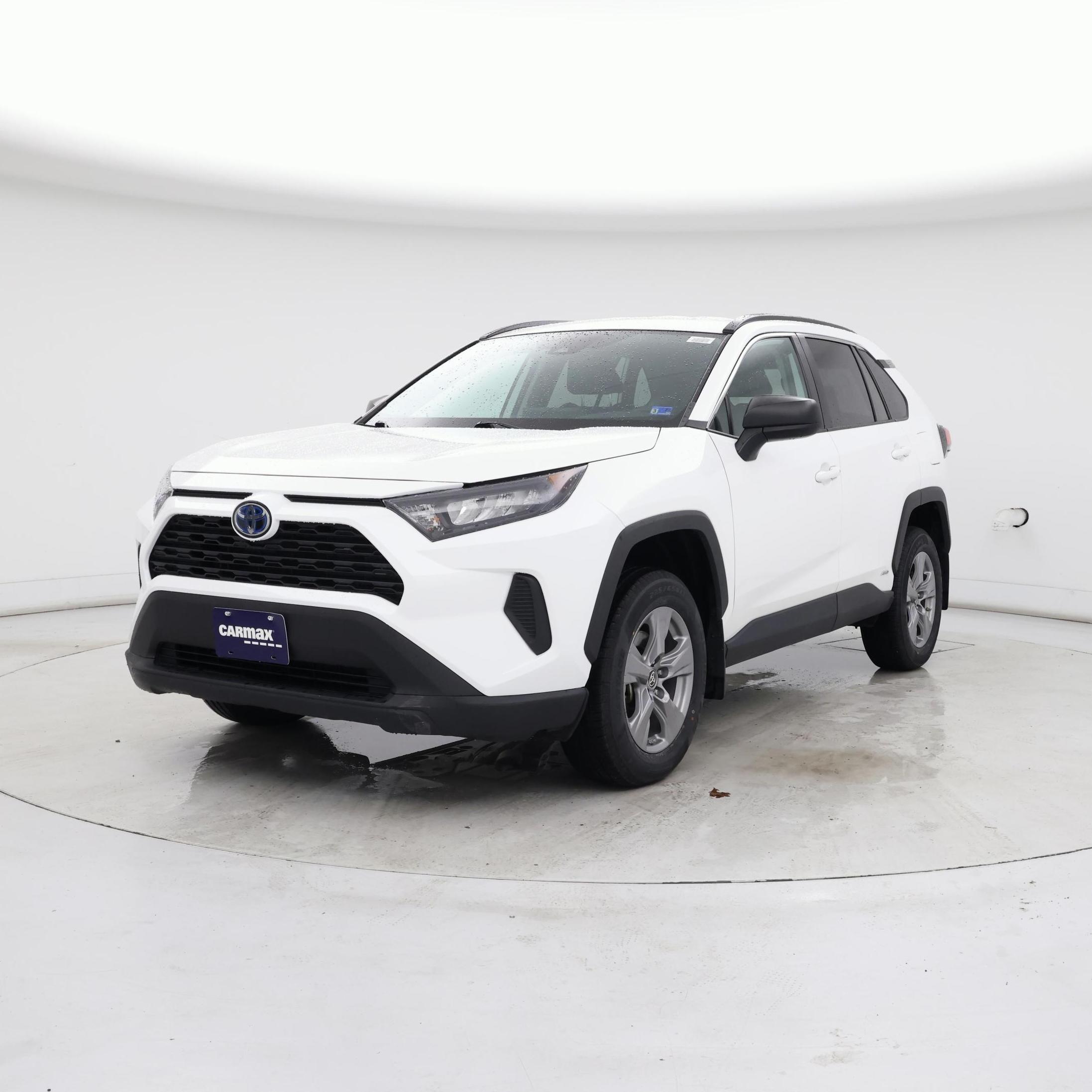 Thumbnail: 2022 Toyota RAV4 - 4