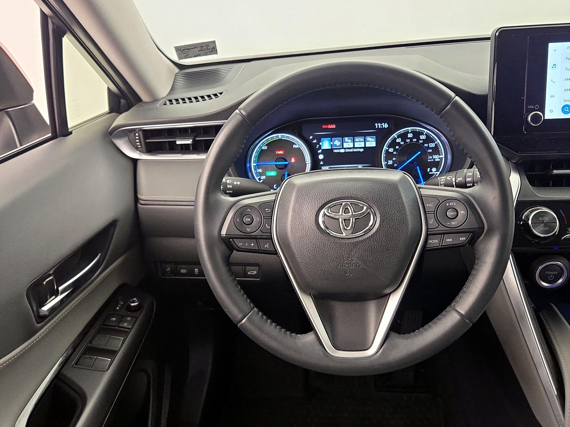 Thumbnail: 2023 Toyota Venza - 10